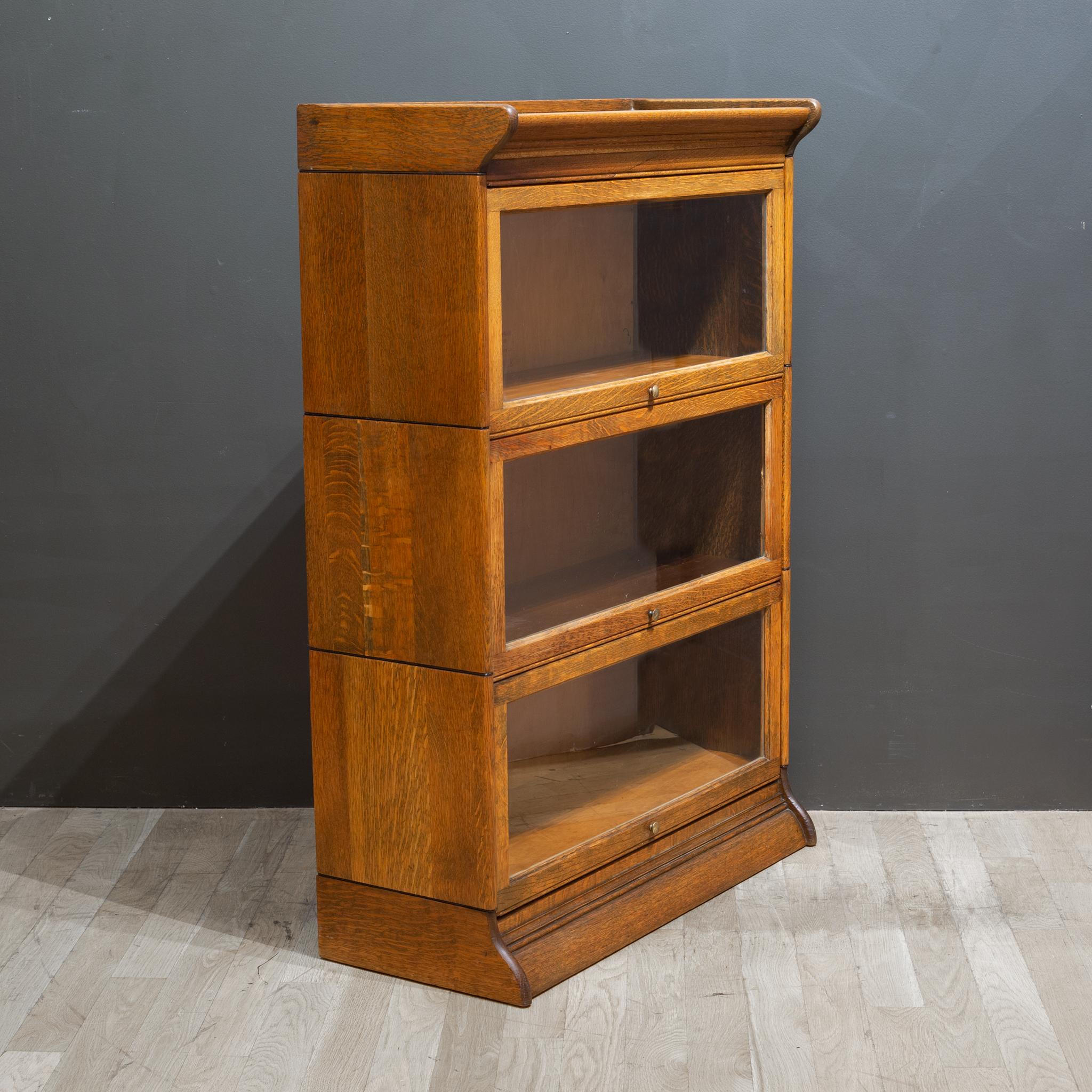 Late 19th c. Gunn Furniture Co. 3 Stack Lawyer's Bookcase c.1899 In Good Condition In San Francisco, CA