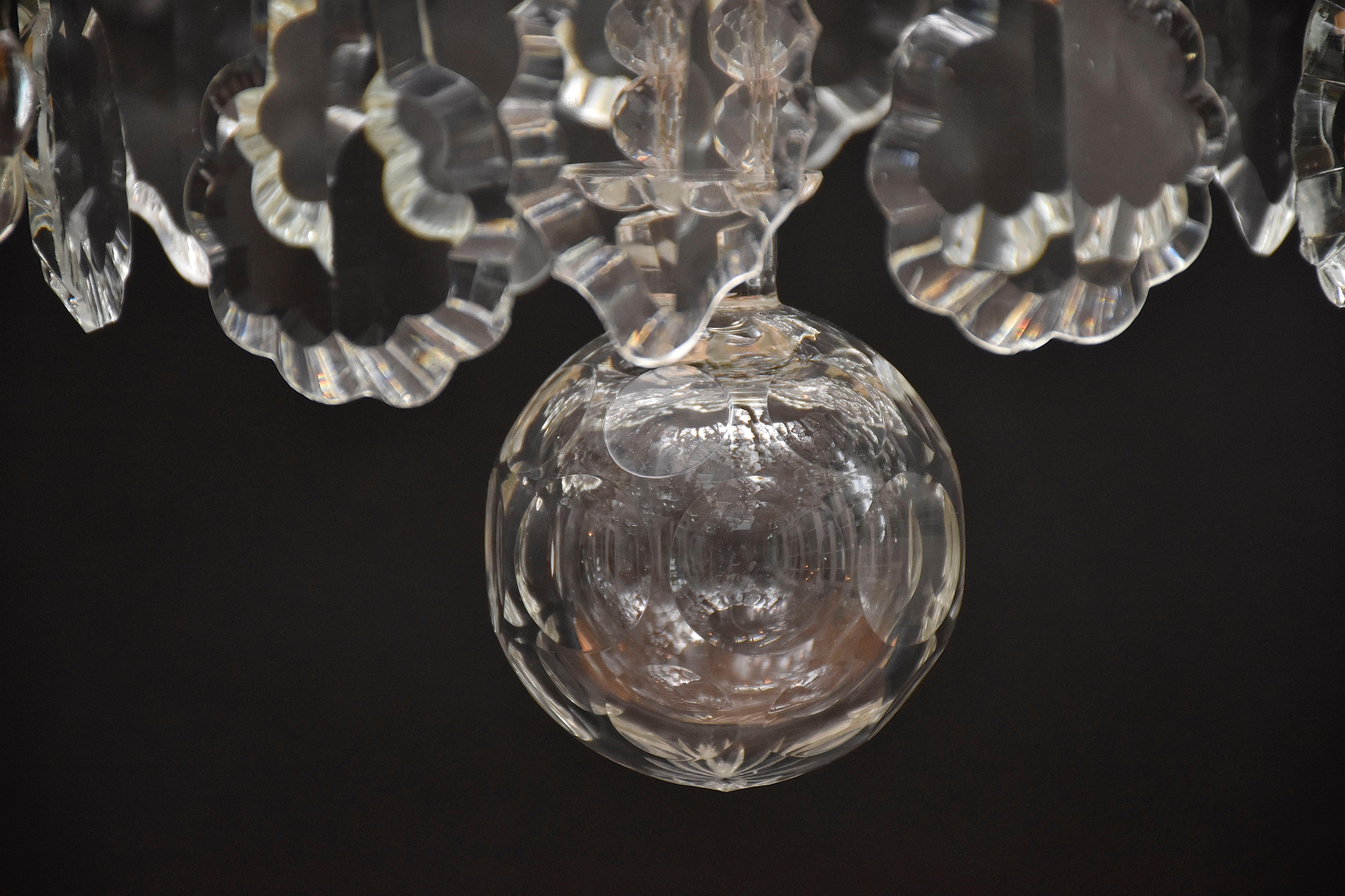 Grande lampadario francese in bronzo e cristallo della fine del XIX secolo in stile Luigi XV in vendita 4