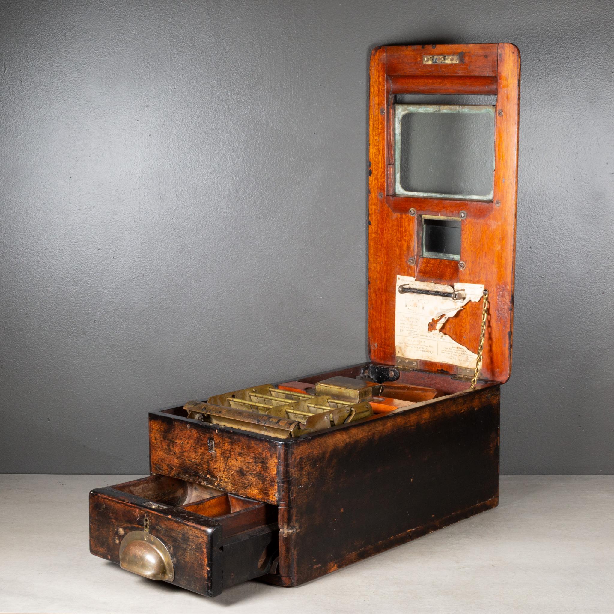 Late 19th c. Mahogany O'Brien's Self-Closing Cash Till c.1890-1900 In Good Condition For Sale In San Francisco, CA