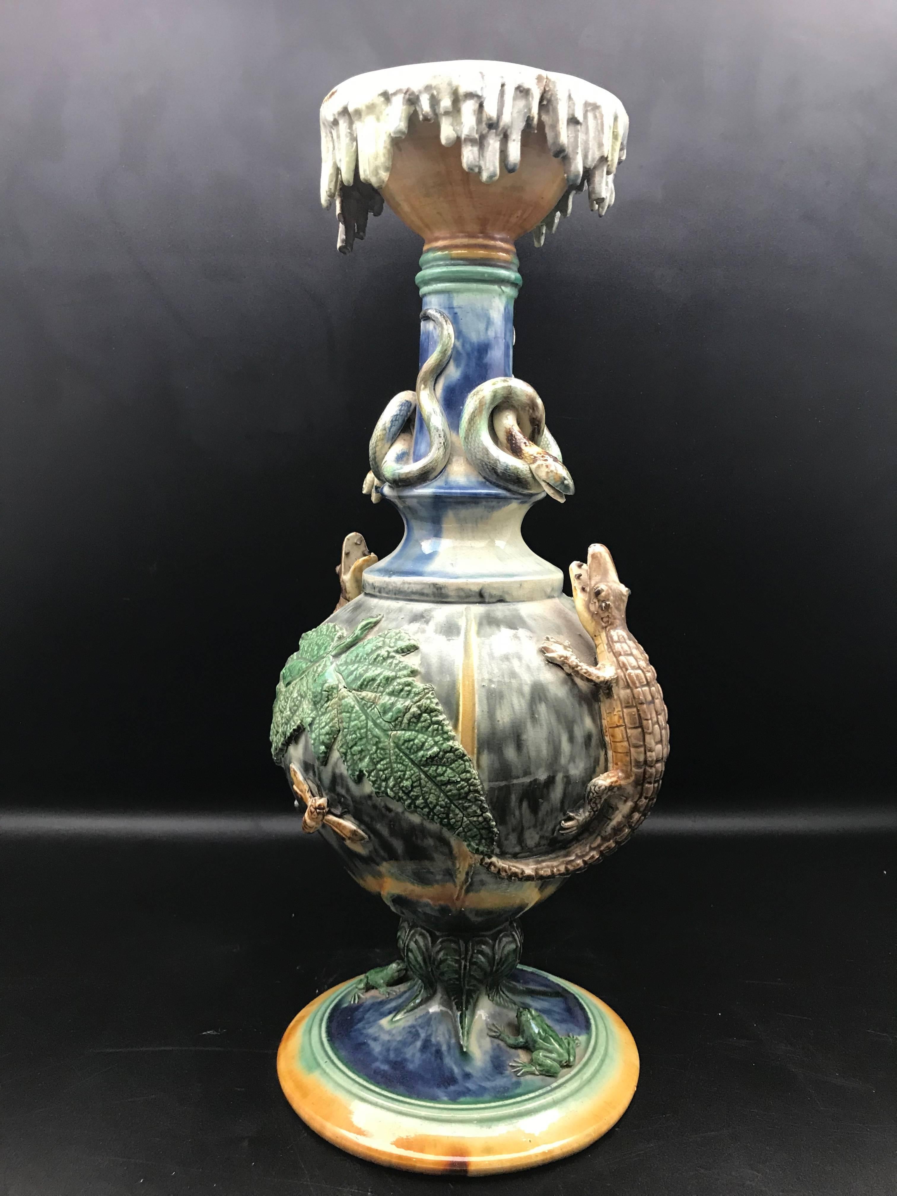 Late 19th Century Majolica Palissy Vase with Snake, Alligator Frog and Bee Decor 3