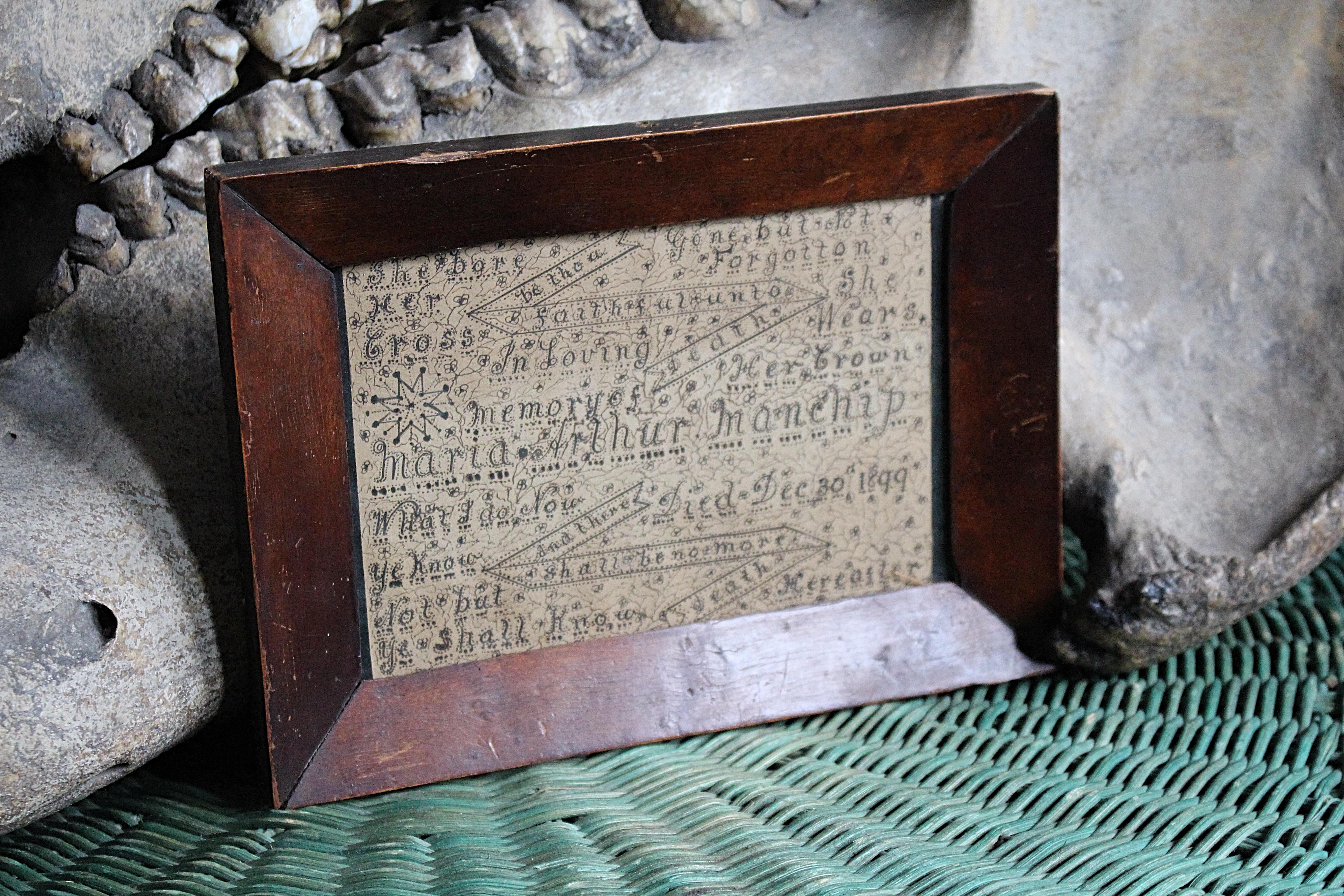 Late 19th C Memento Mori Calligraphy In memory of Maria Arthur Manchip Died 1899 For Sale 3