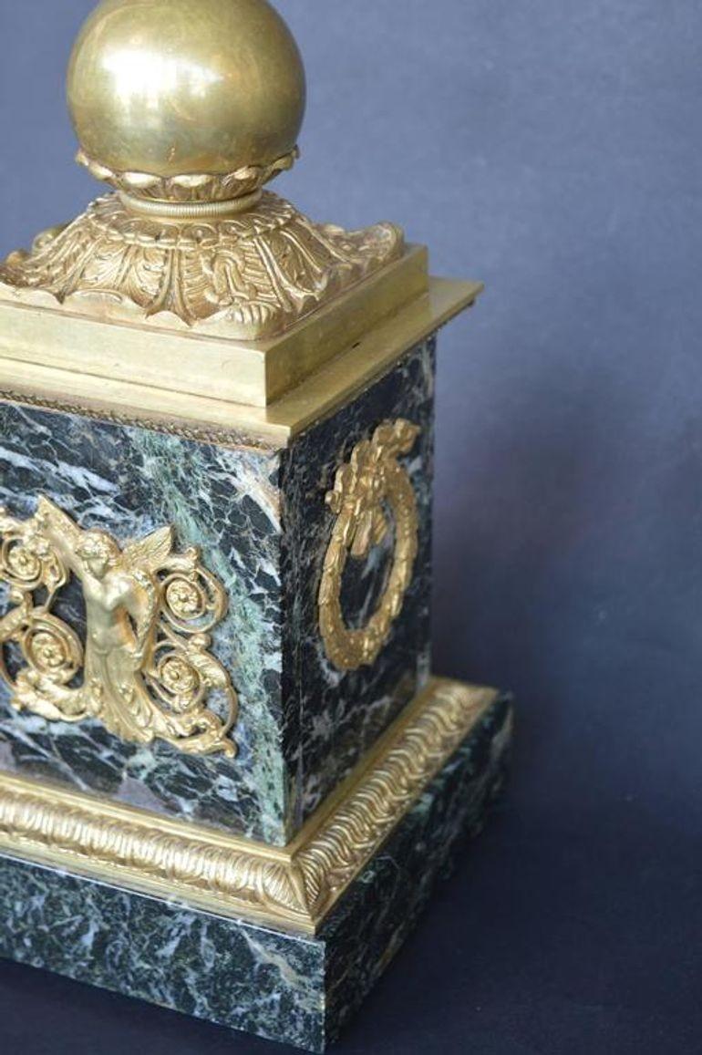 Coppia di candelabri in stile Impero della fine del XIX secolo in vendita 2