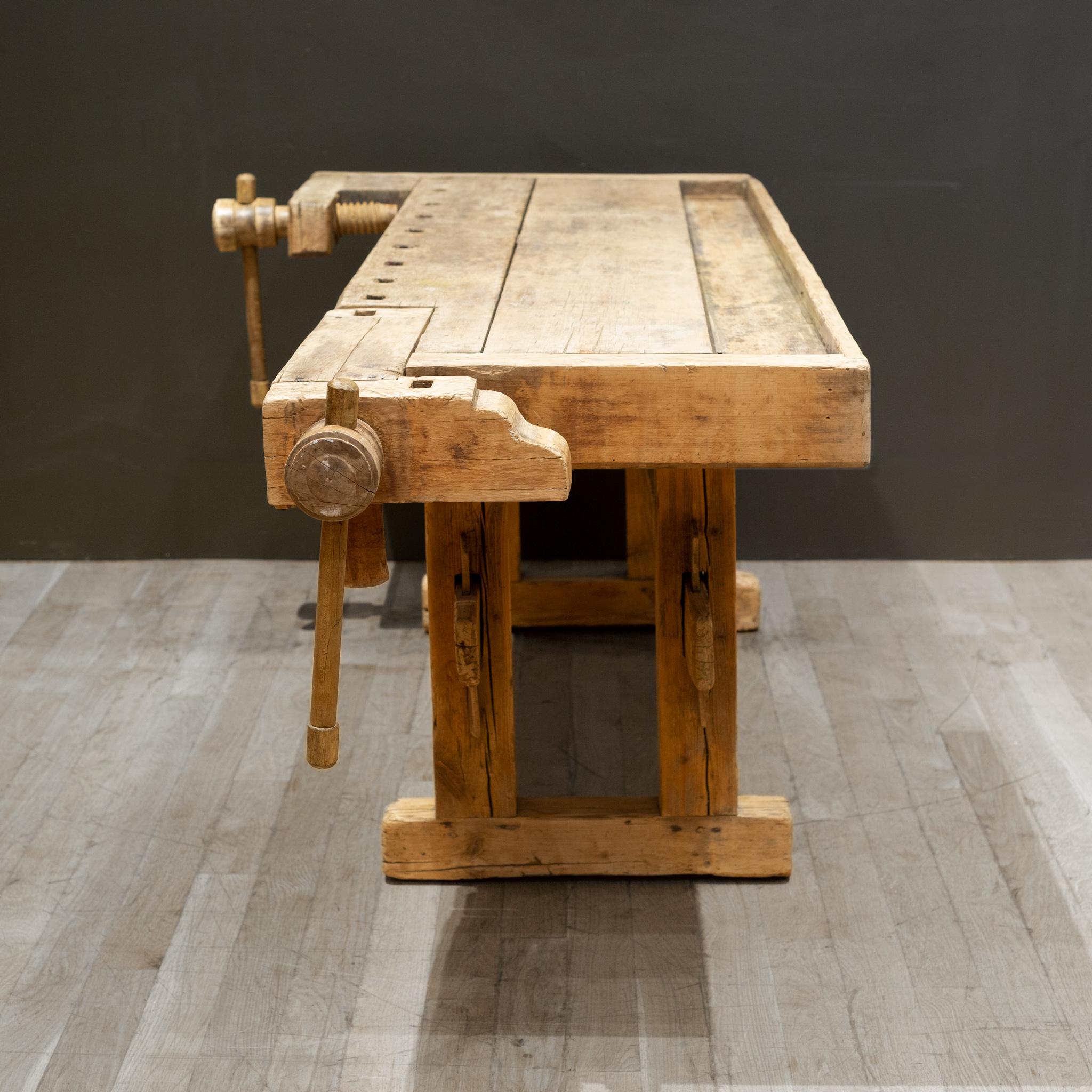 Late 19th c. Scrubbed Carpenter's Workbench c.1880-1900 In Good Condition For Sale In San Francisco, CA