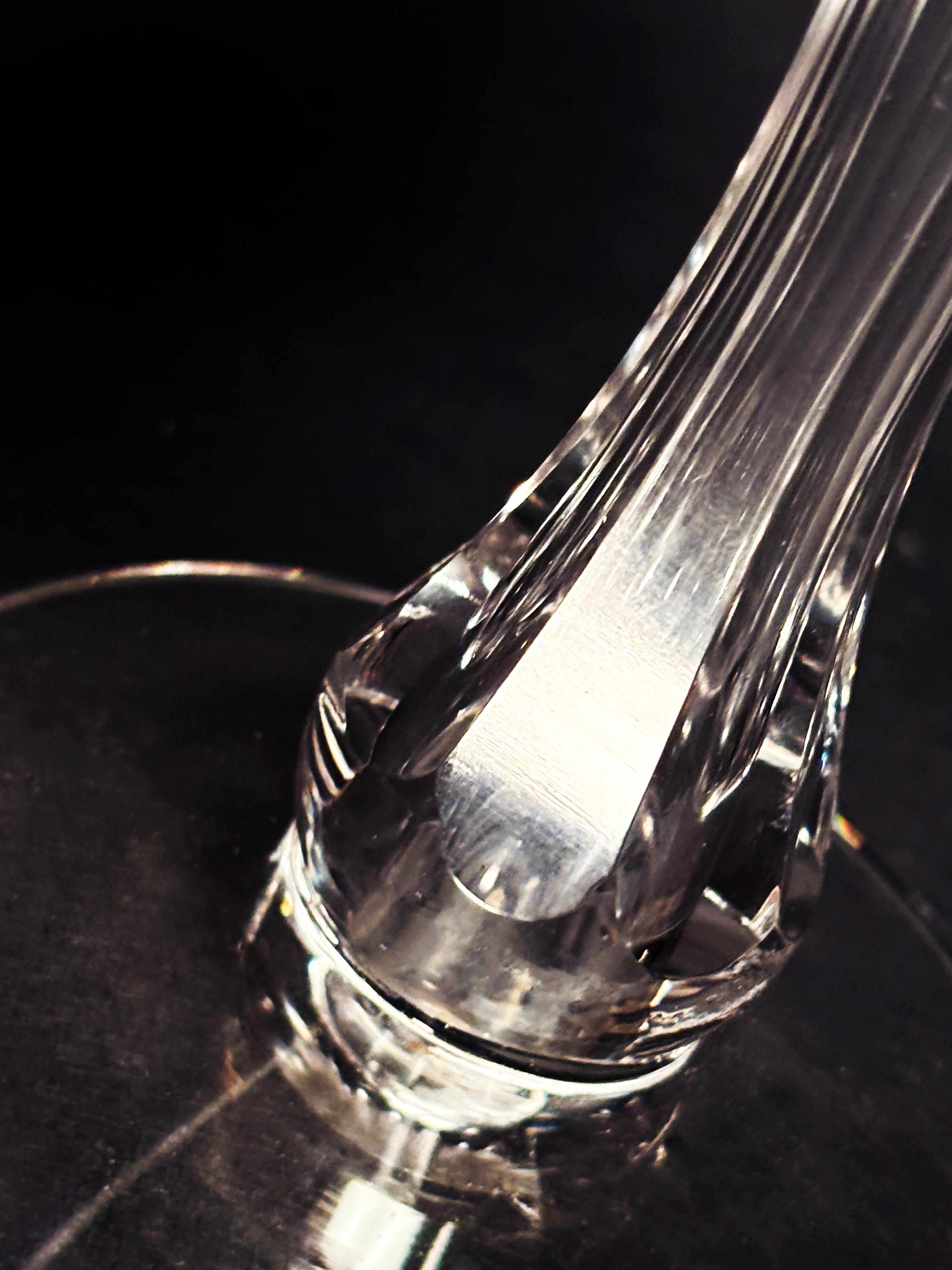 A.I.C., fin du 19ème siècle, ensemble de 5 coupes à champagne à tige creuse en cristal en vente 5