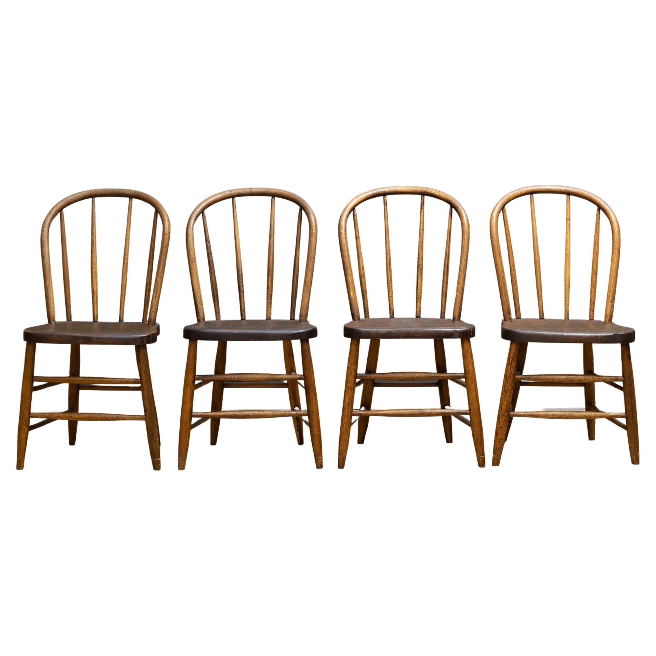 Set of 6 Antique Maple Spindle Back Beehive Finial Dining Kitchen