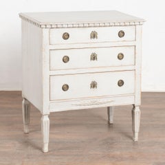 Late 19th C. Swedish White Gustavian Style Small Chest of 3 Drawers Nightstand