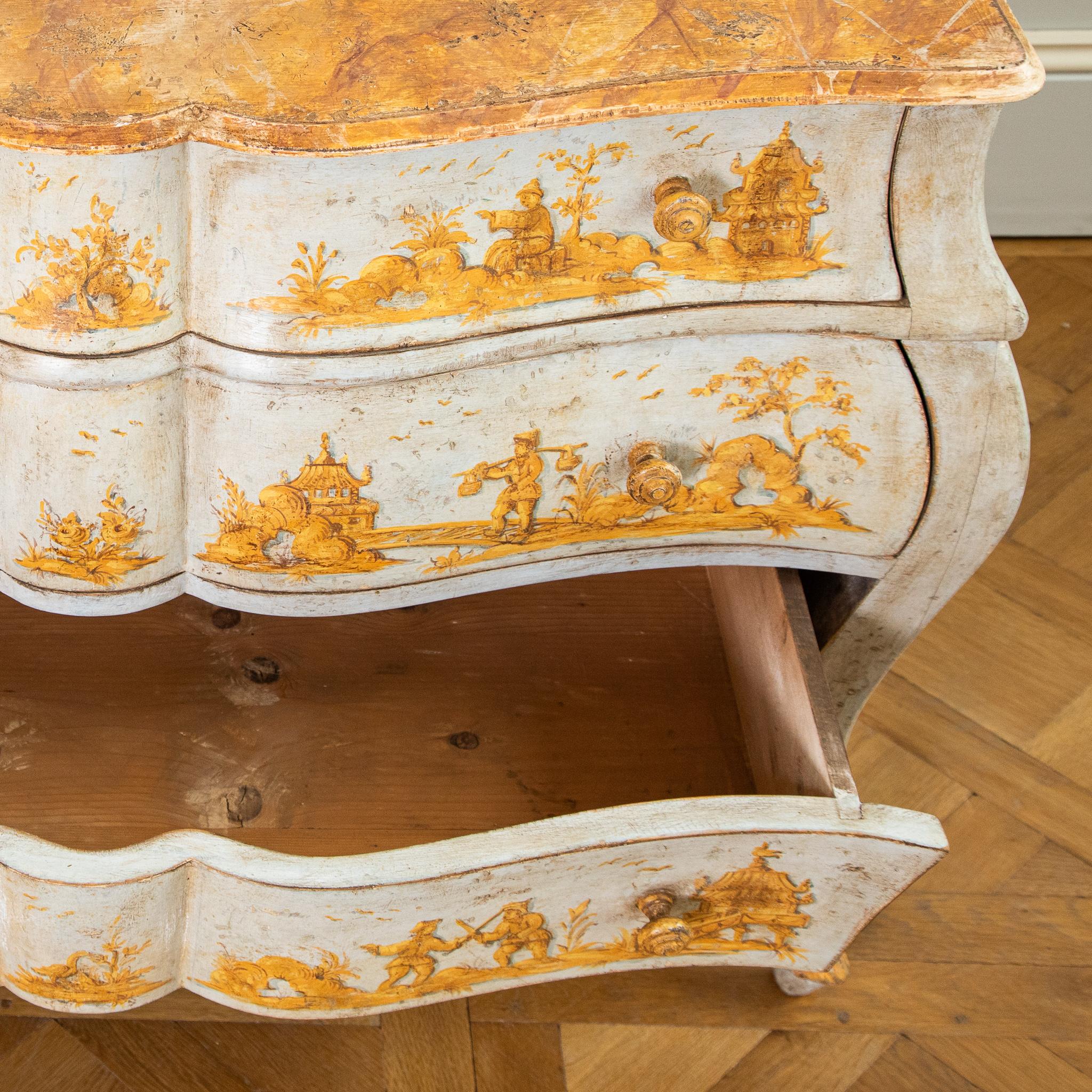 Late 19th C. Venetian Chest Painted in Chinoiserie Stye of Blue & Yellow Ochres For Sale 3