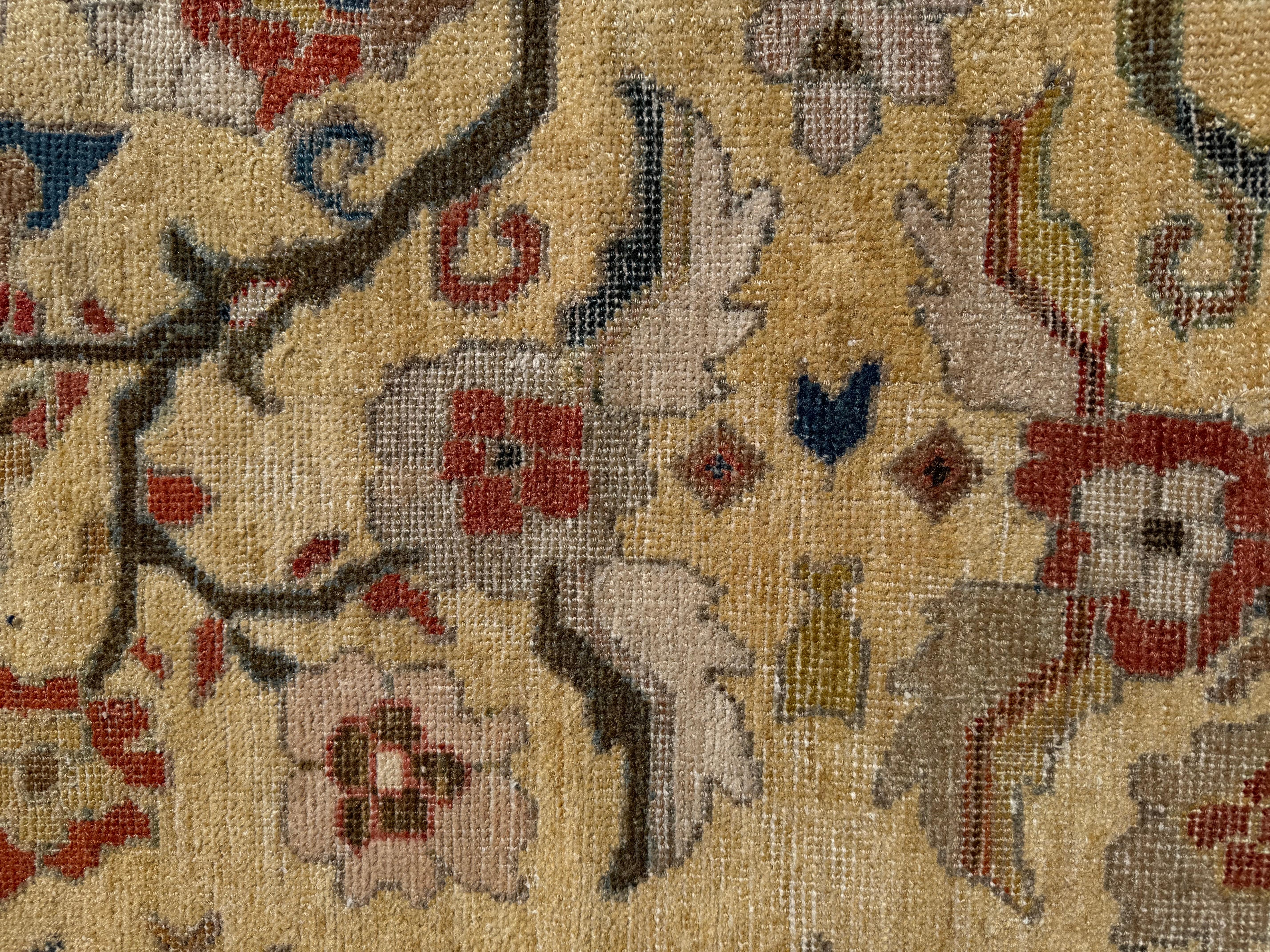 Late 19th C Ziegler Sultanabad Rug For Sale 4