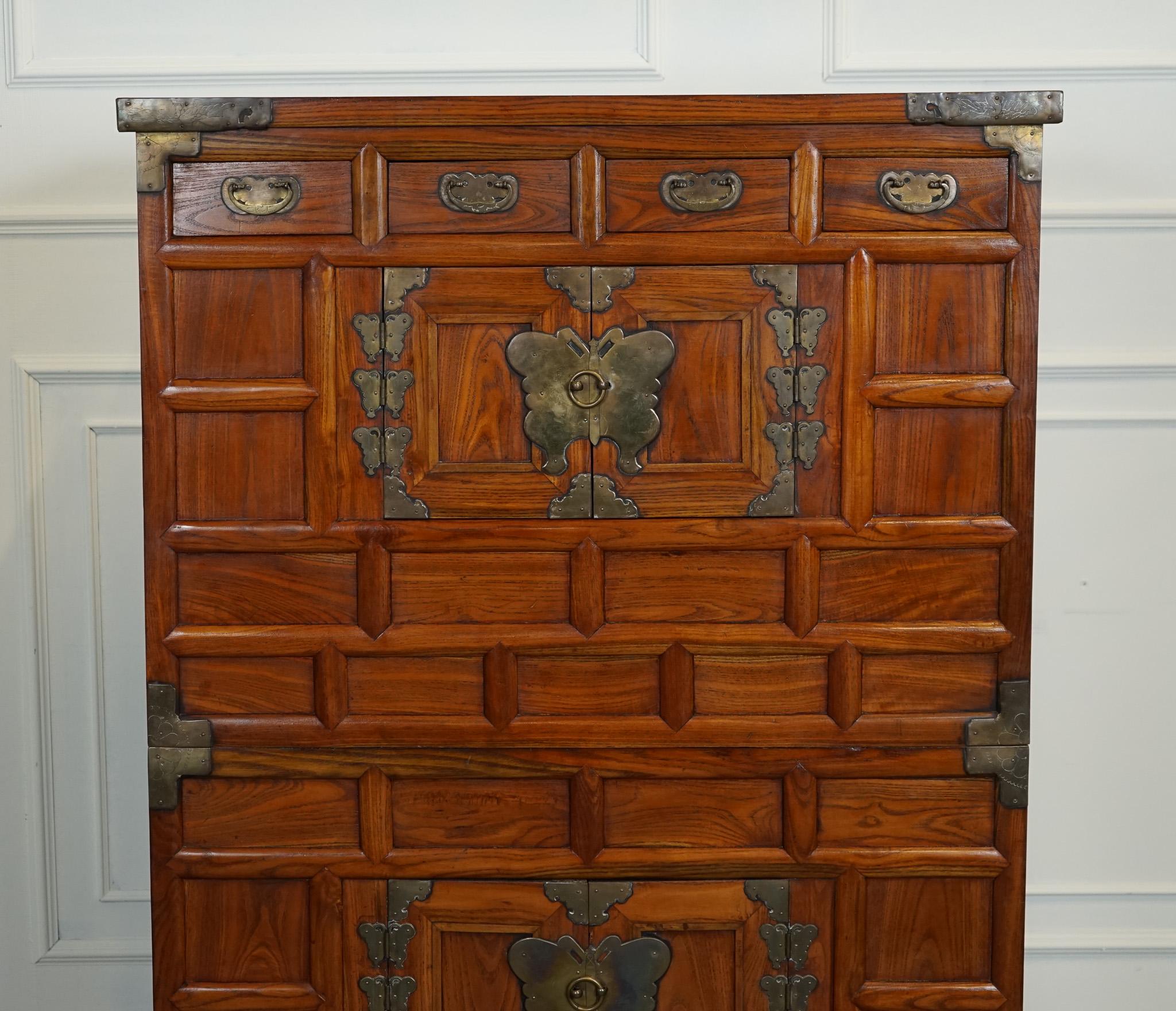 Hand-Crafted LATE 19TH CENTRY KOREAN ICH'UNG BUTTERFLY WEDDING CABINET CHEST BRASS FITiNGS J1 For Sale