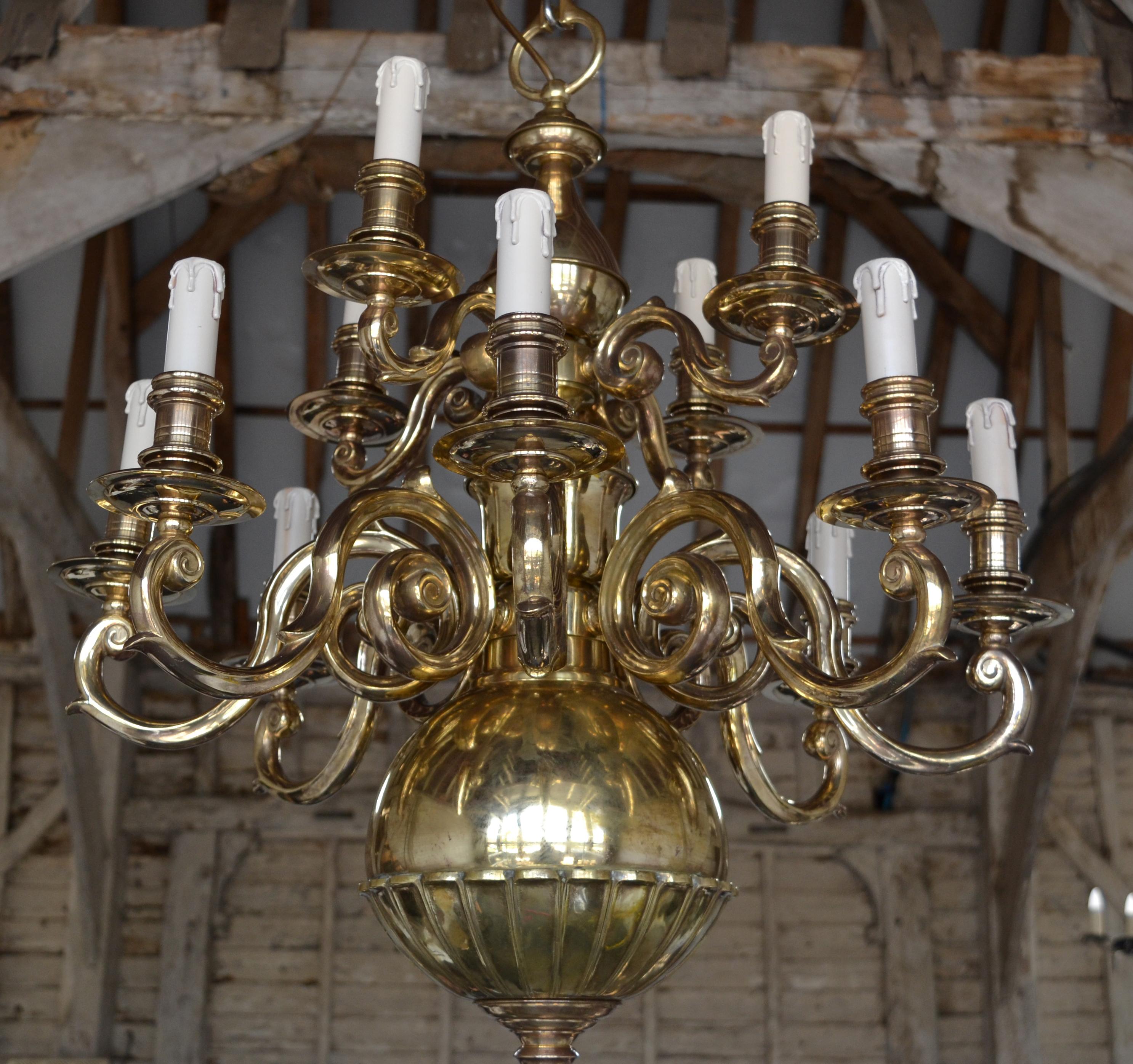 Late Victorian Late 19th Century 12 light Solid Brass Flemish style chandelier  For Sale