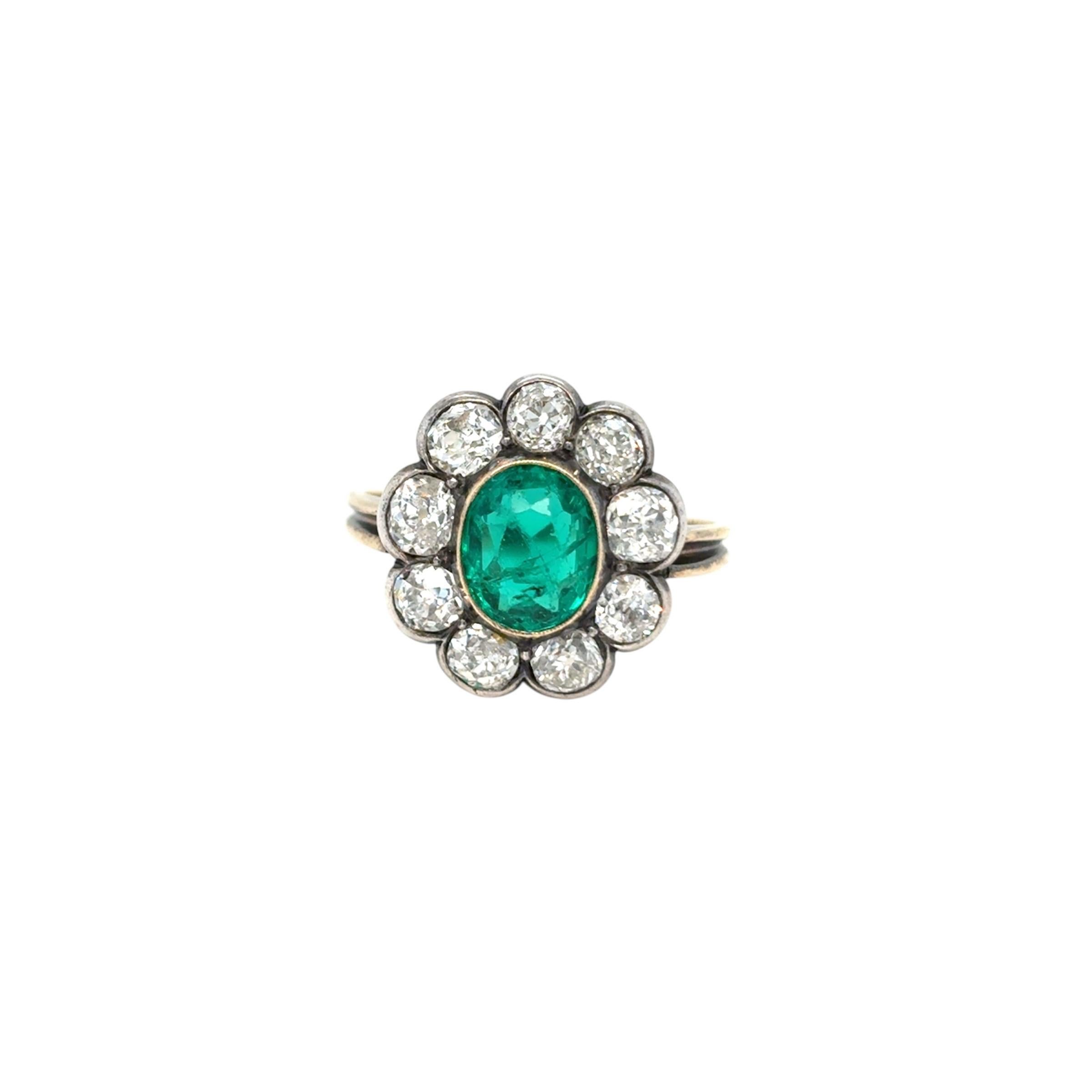 Taglio vecchia miniera Anello Belle Epoque con diamante smeraldo da 2,00 carati in oro e argento in vendita