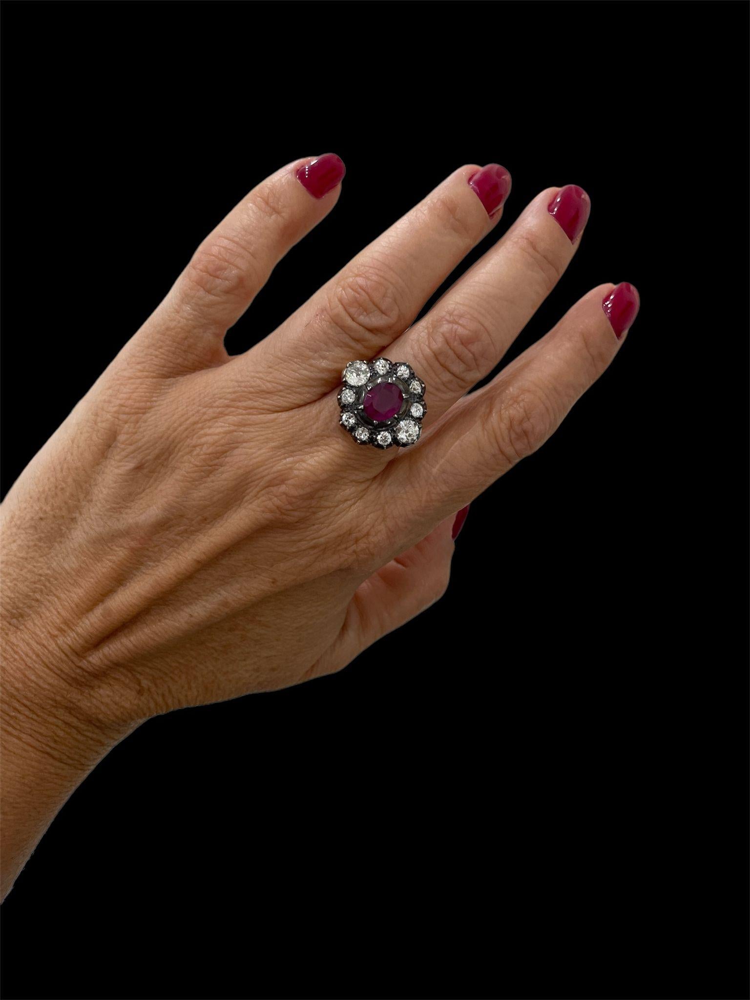 Late 19th century 2.05 Carat Ruby Diamond Gold Cluster Ring For Sale 5