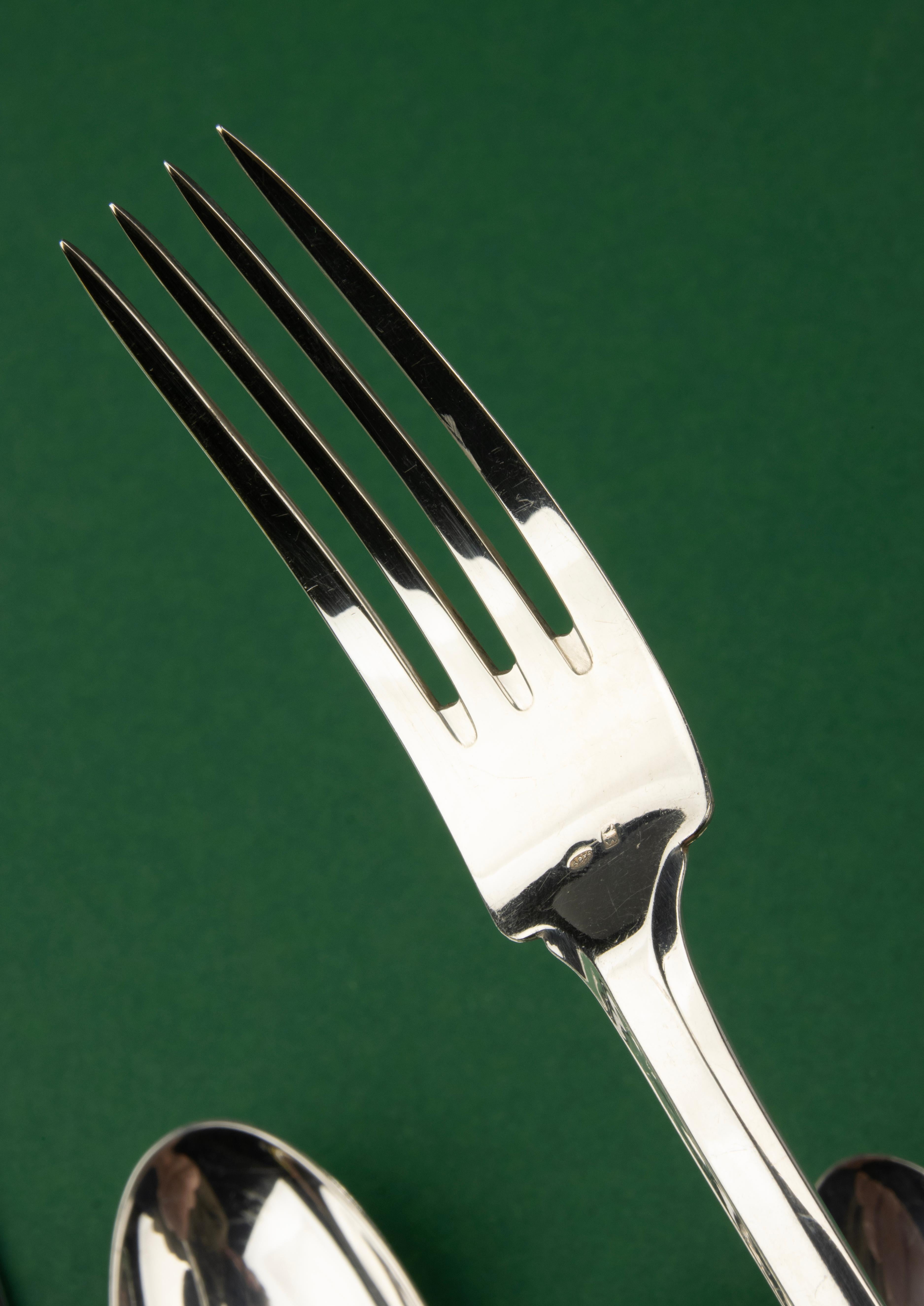 Fin du 19e siècle Service de table en argent de 32 pièces - Wolfers Bruxelles en vente 2