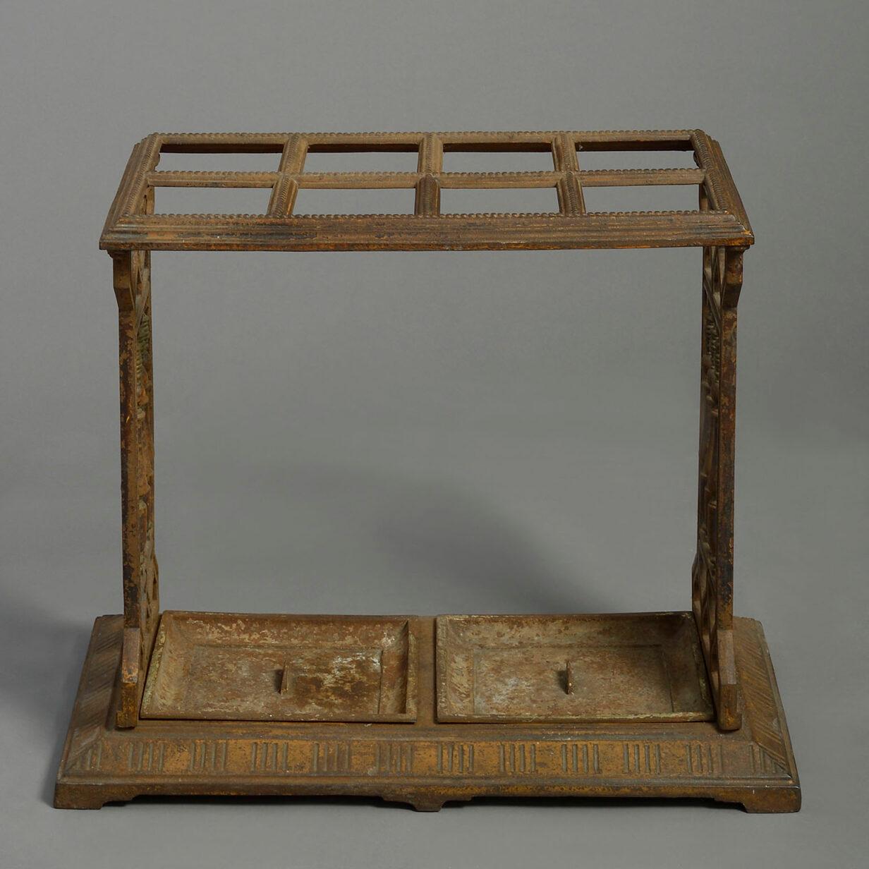 Late 19th Century Aesthetic Movement Cast Iron Stick and Umbrella Stand In Good Condition In London, GB