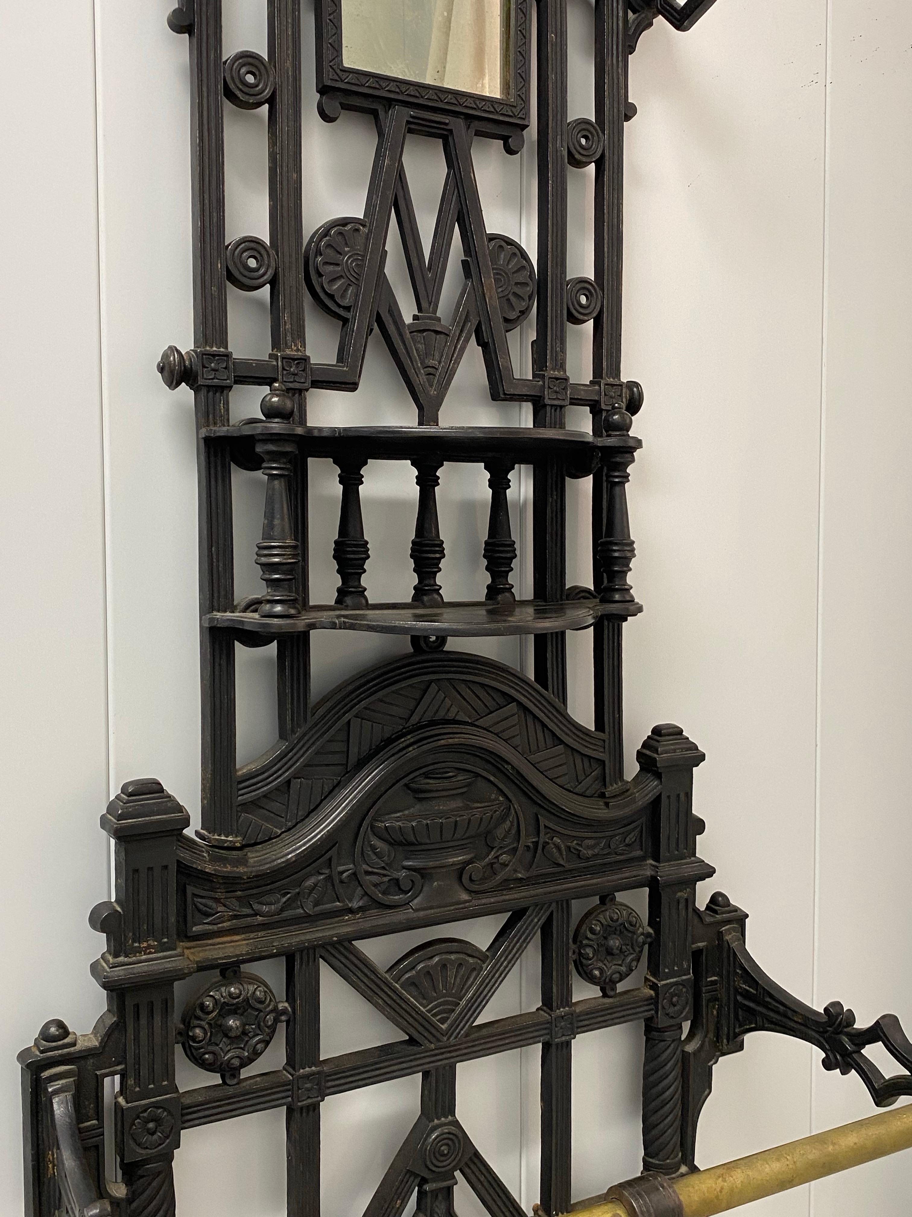 Late 19th century Aesthetic Period Victorian English Cast Iron Hall Tree For Sale 5