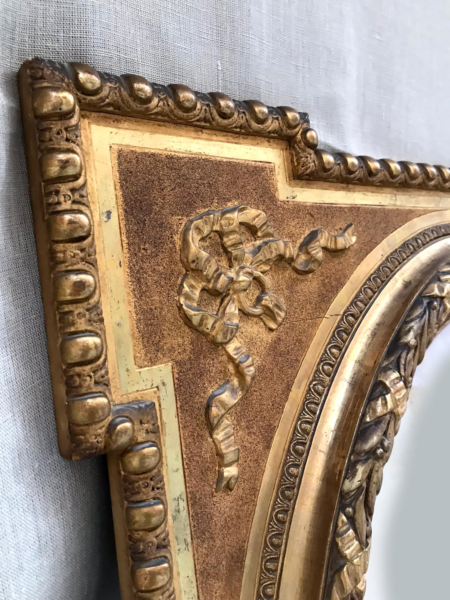 Other Late 19th Century Alfonsino Mirror in Burnished Gold Leaf with Stucco Embossed For Sale