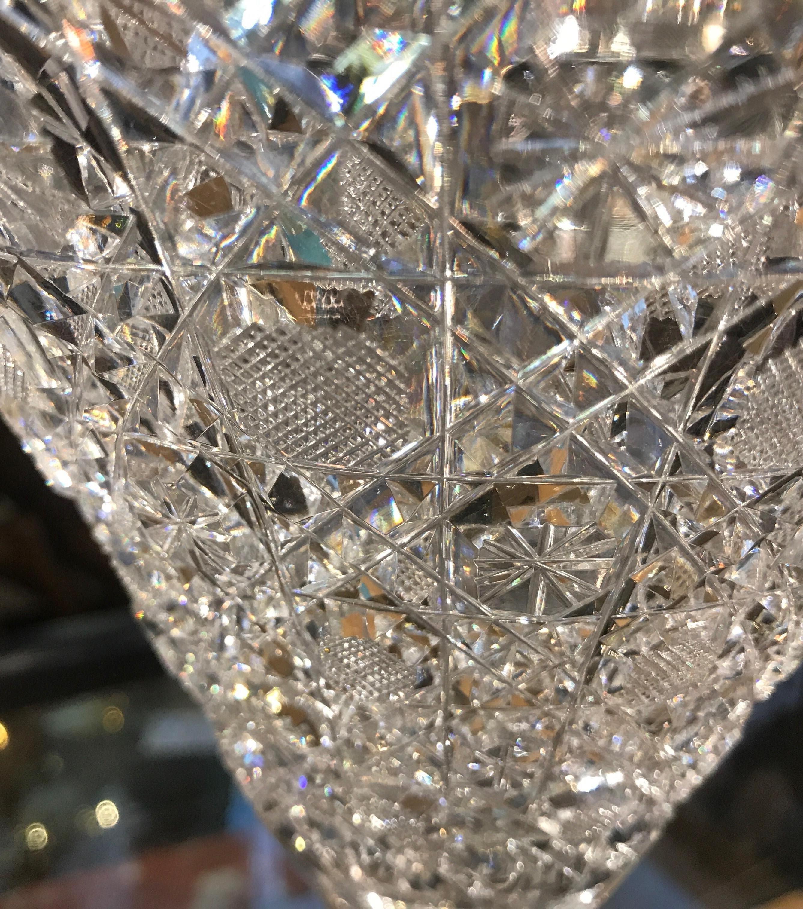 Vase trompette en verre taillé américain de la fin du XIXe siècle 1