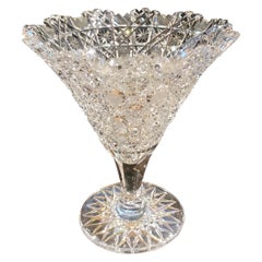 Vase trompette en verre taillé américain de la fin du XIXe siècle