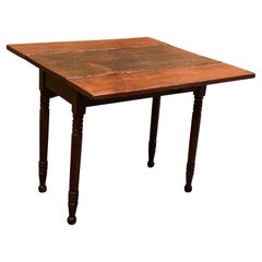 Antique Late 19th Century American Drop Leaf Table with Turned Legs