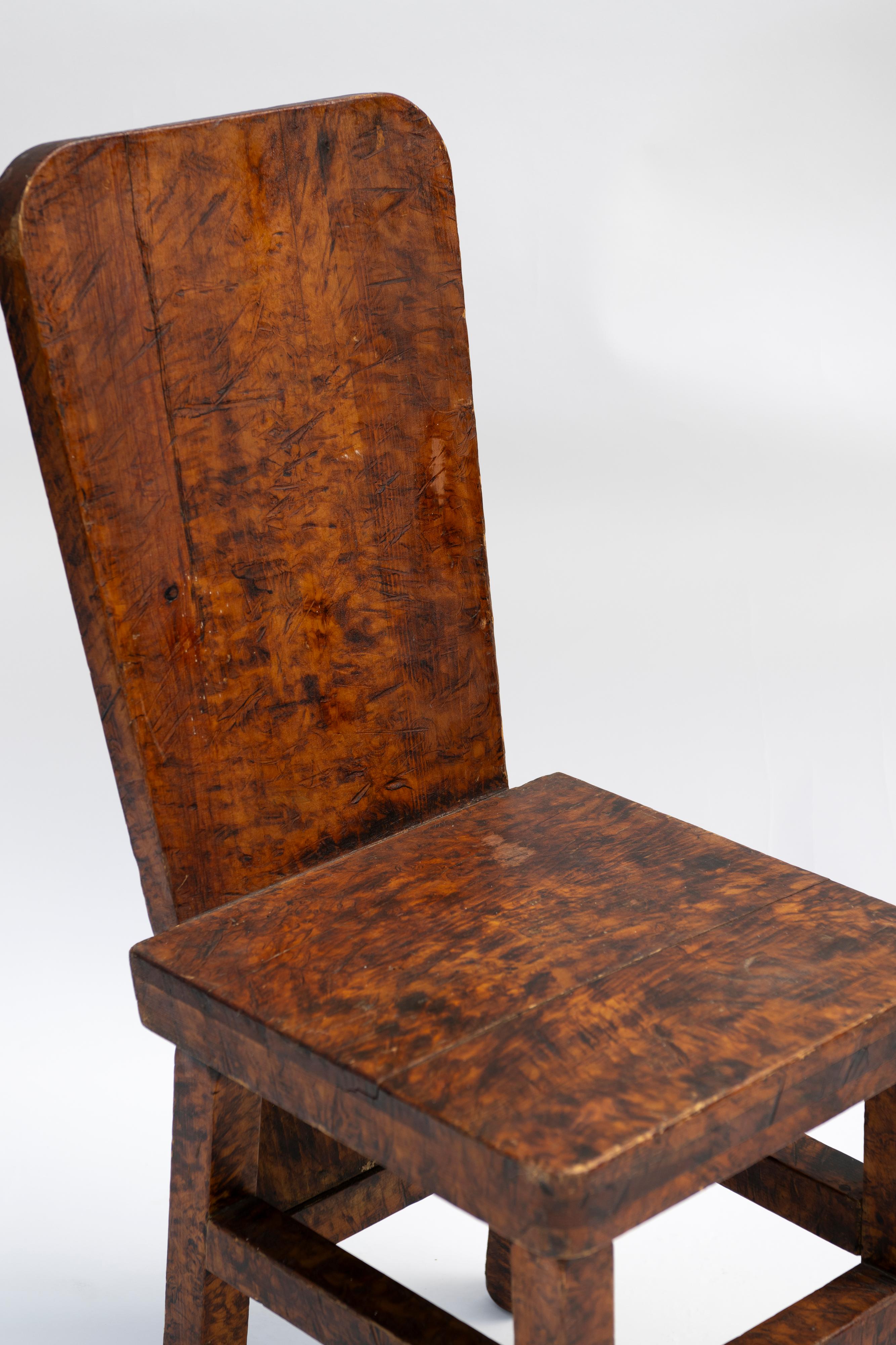 Chaise en bois lustré faite à la main à la fin du 19e siècle en Amérique en vente 3