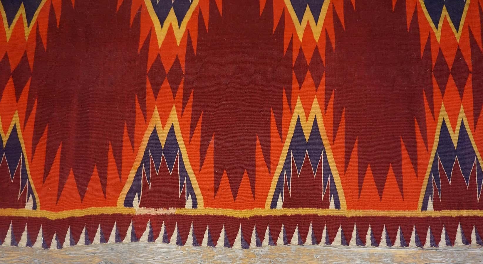 Late 19th Century American Navajo Germantown Carpet ( 4' x 6' - 122 x 183 ) For Sale 1