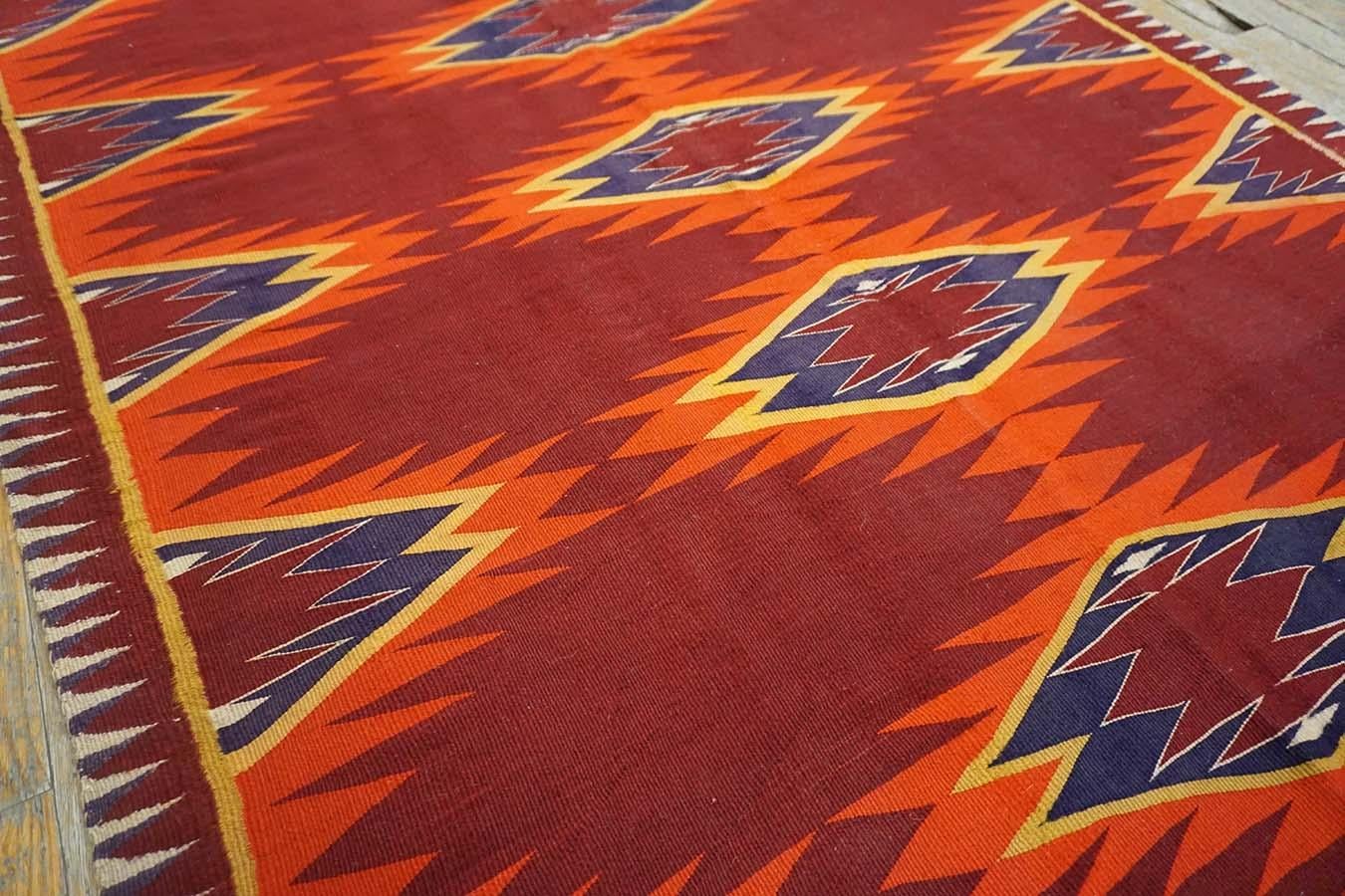 Late 19th Century American Navajo Germantown Carpet ( 4' x 6' - 122 x 183 ) In Good Condition For Sale In New York, NY