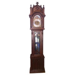 Horloge grand-père américaine de la fin du XIXe siècle à neuf tubes et au boîtier en chêne extraordinaire