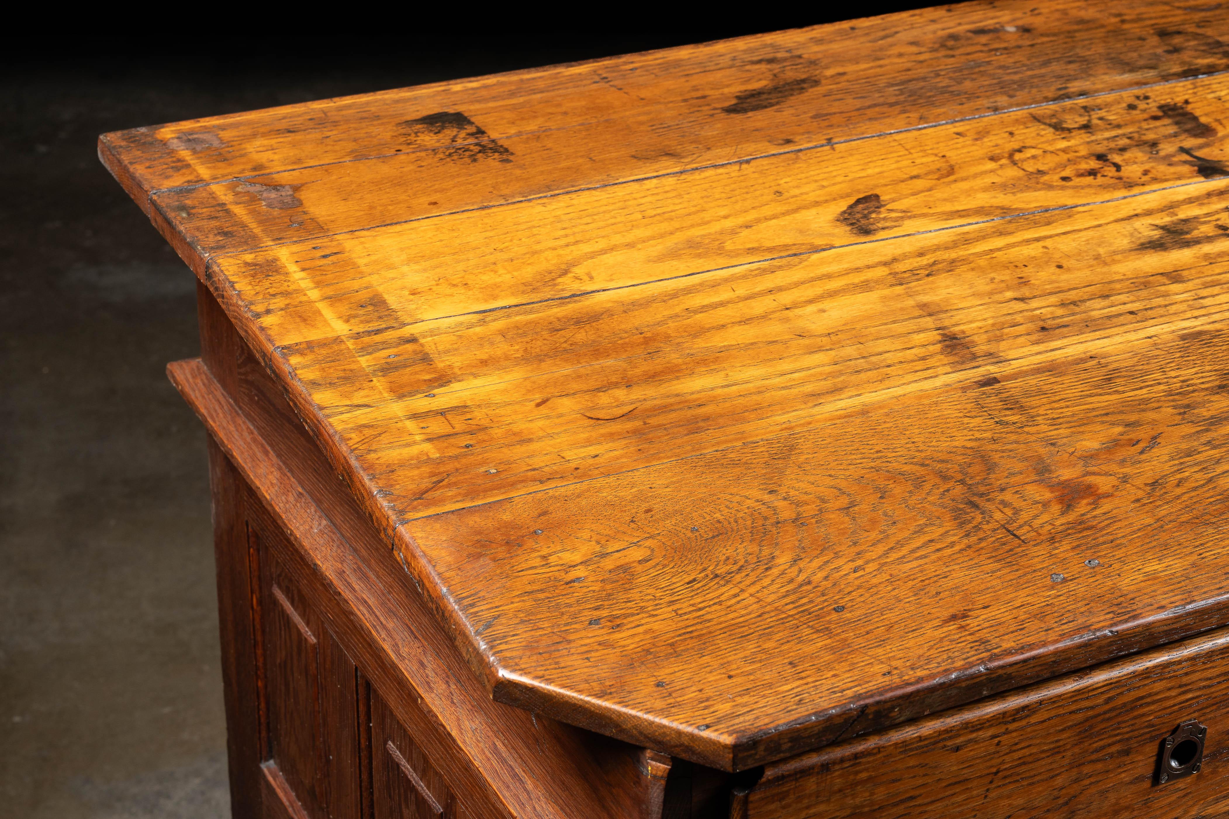 Late 19th Century American Oak Partners Desk For Sale 8