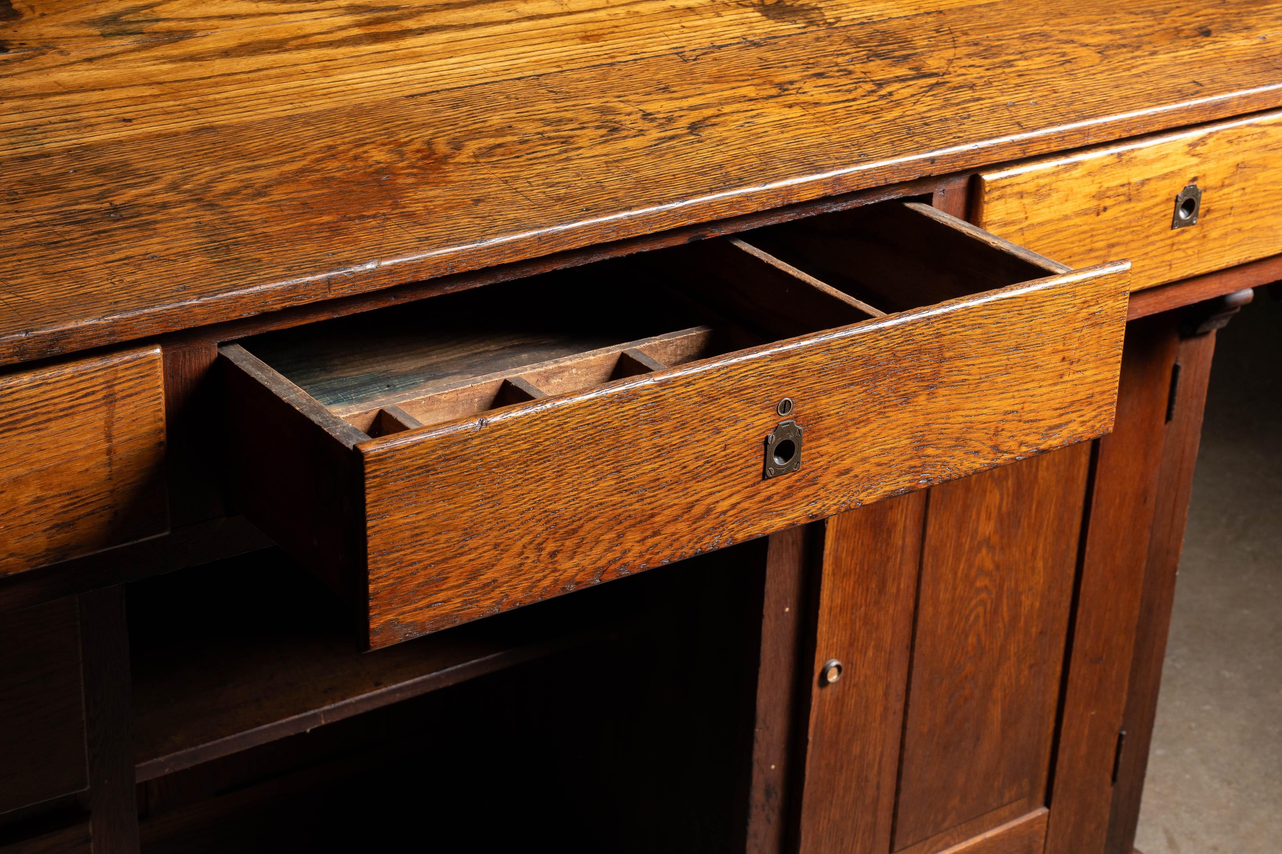 Late 19th Century American Oak Partners Desk For Sale 3