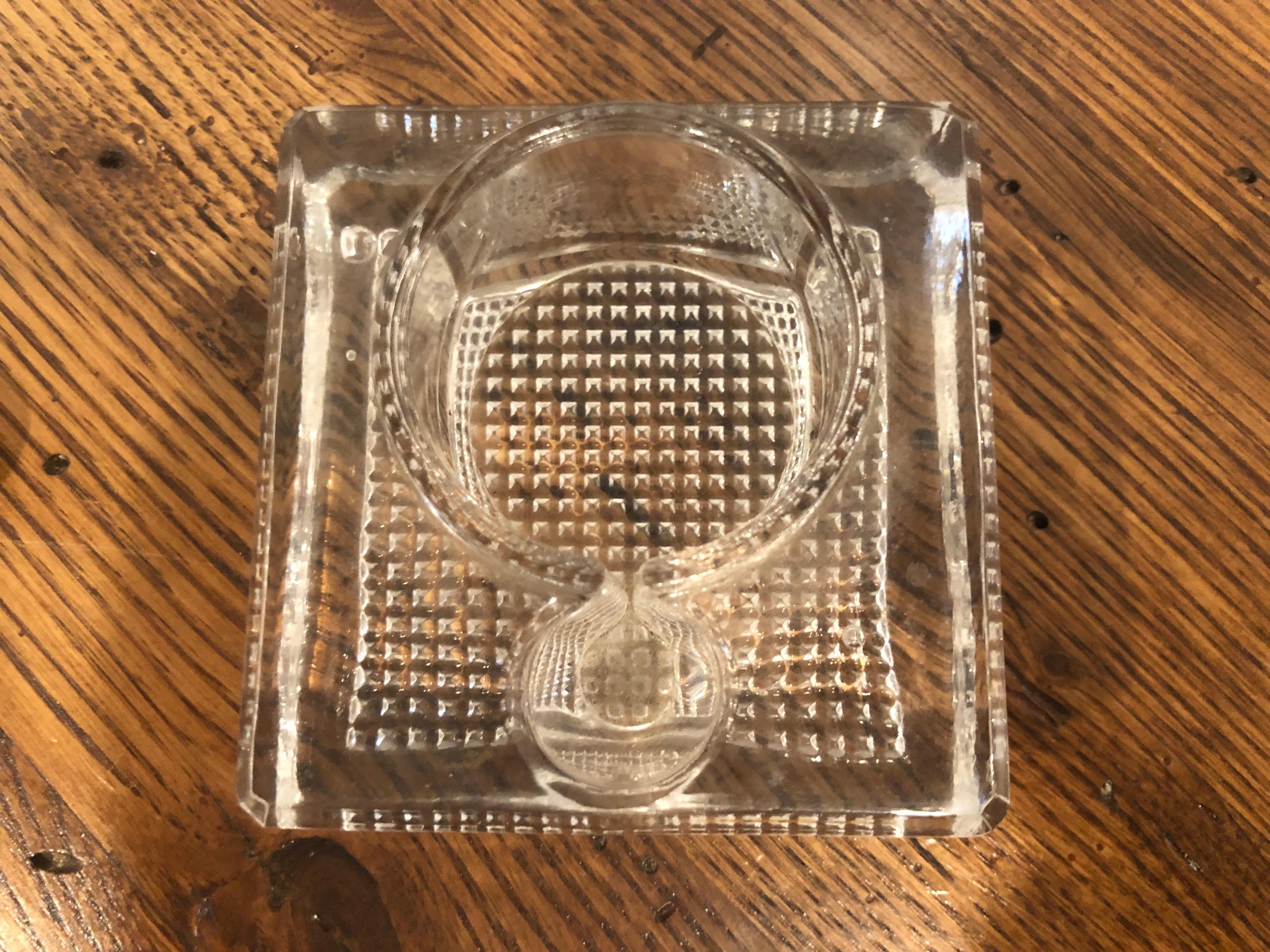 Late 19th Century American Pressed Glass Inkwell For Sale 7