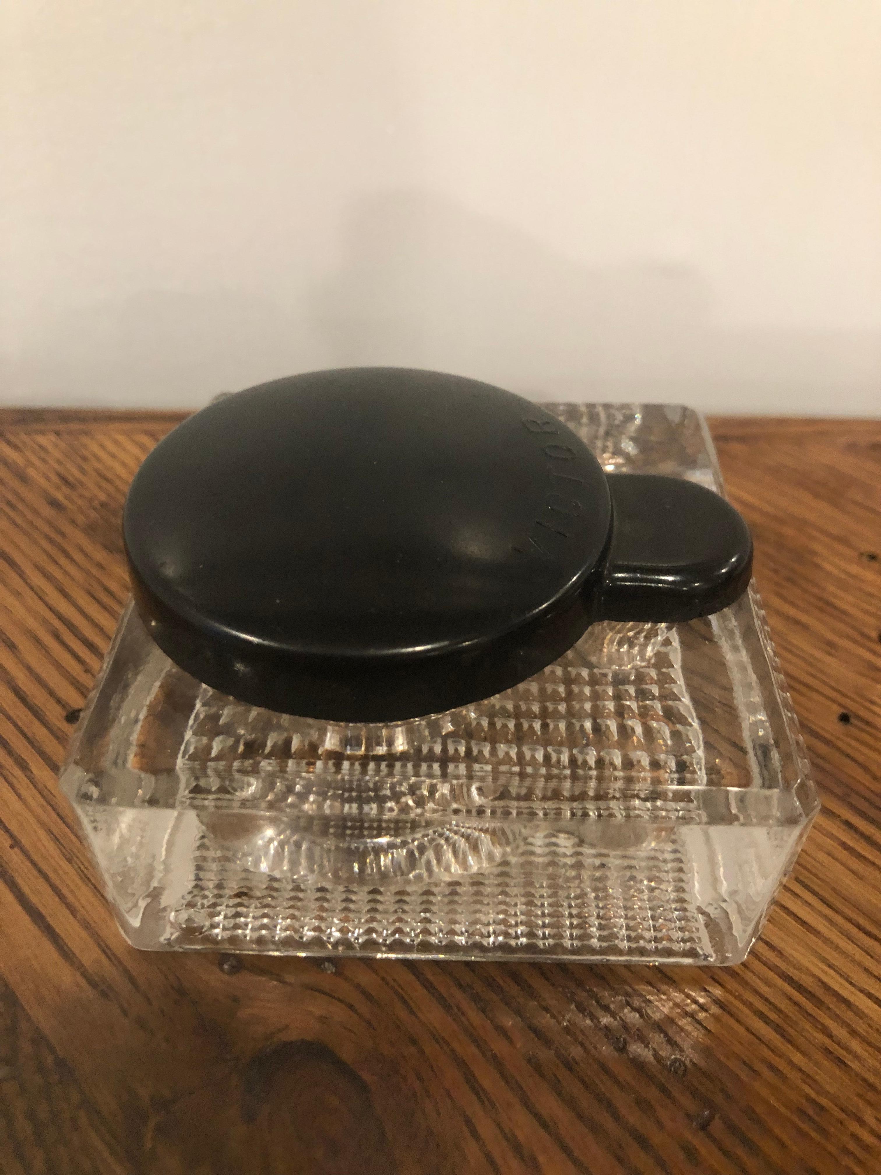 Late 19th Century American Pressed Glass Inkwell For Sale 3