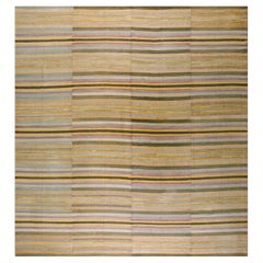 Late 19th Century American Shaker Rag Rug ( 11' 8'' x 12' 6'' - 355 x 381 cm )