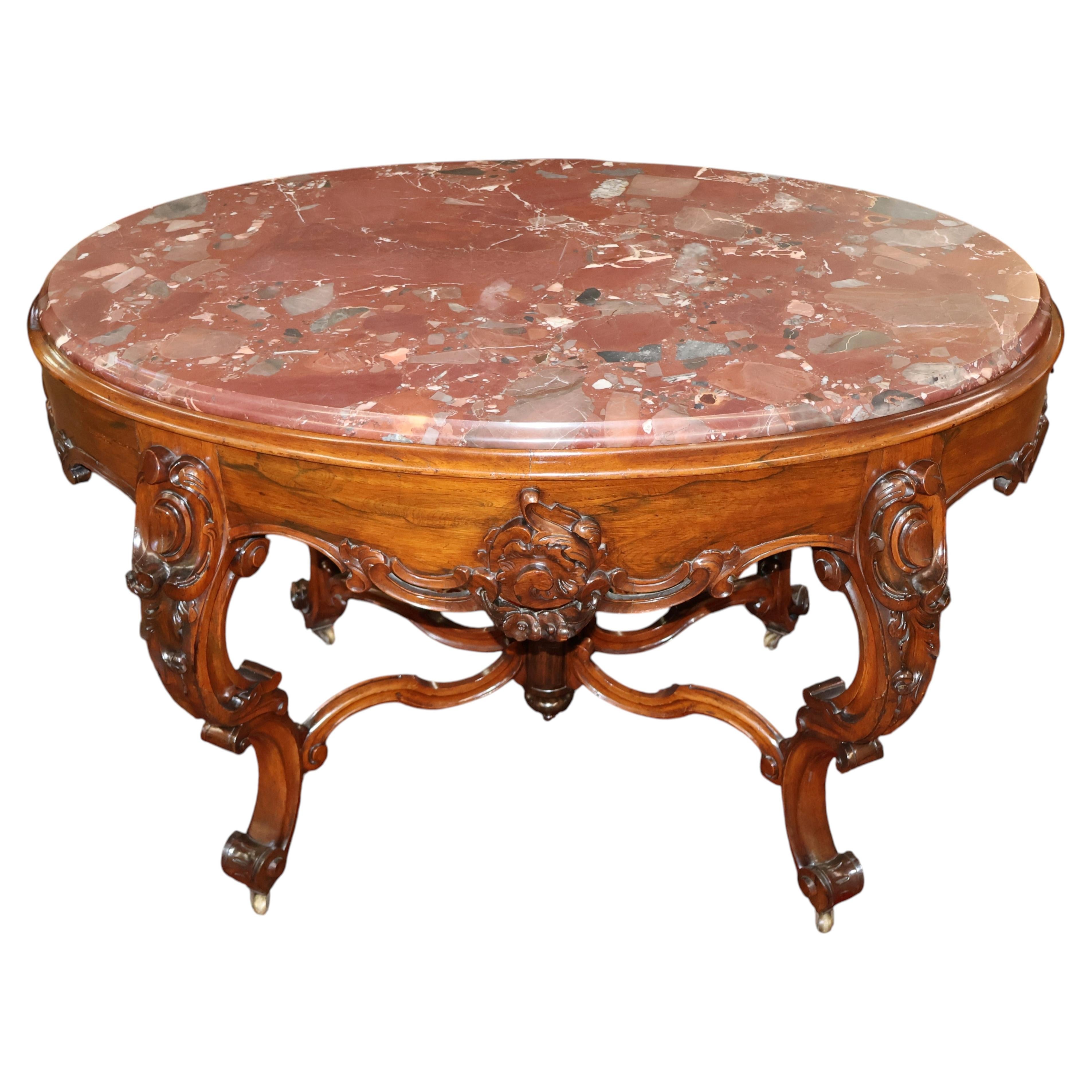 Fin du 19e siècle, table centrale en palissandre de style victorien rococo en bois de rose