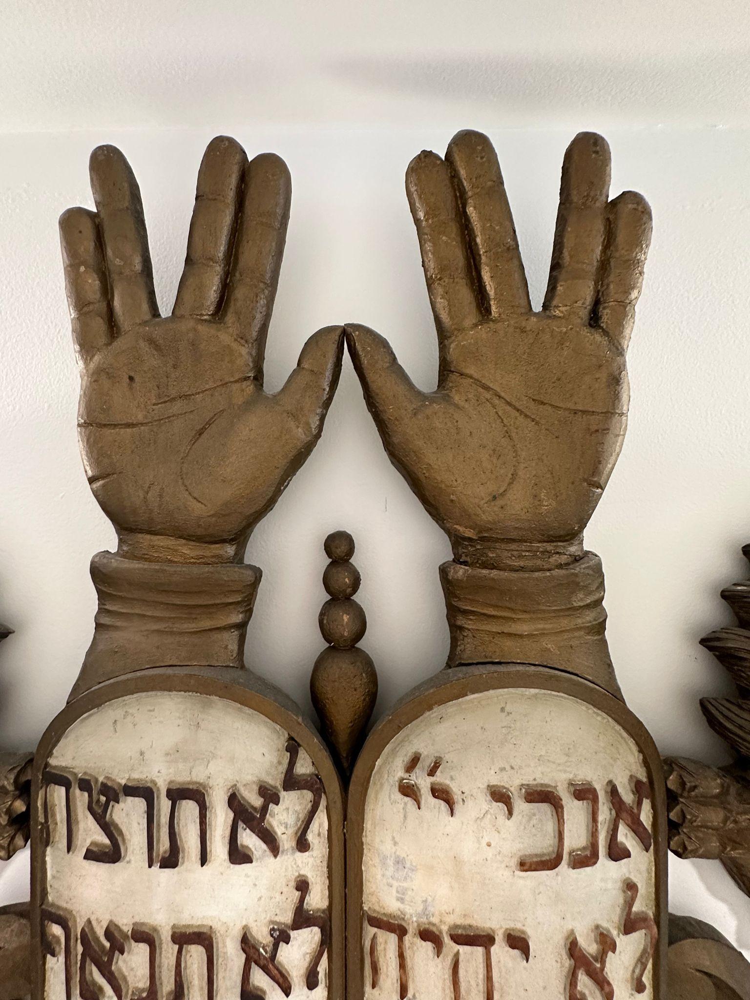 Late 19th Century American Wooden Torah Arc Synagogue Decoration  In Good Condition In New York, NY