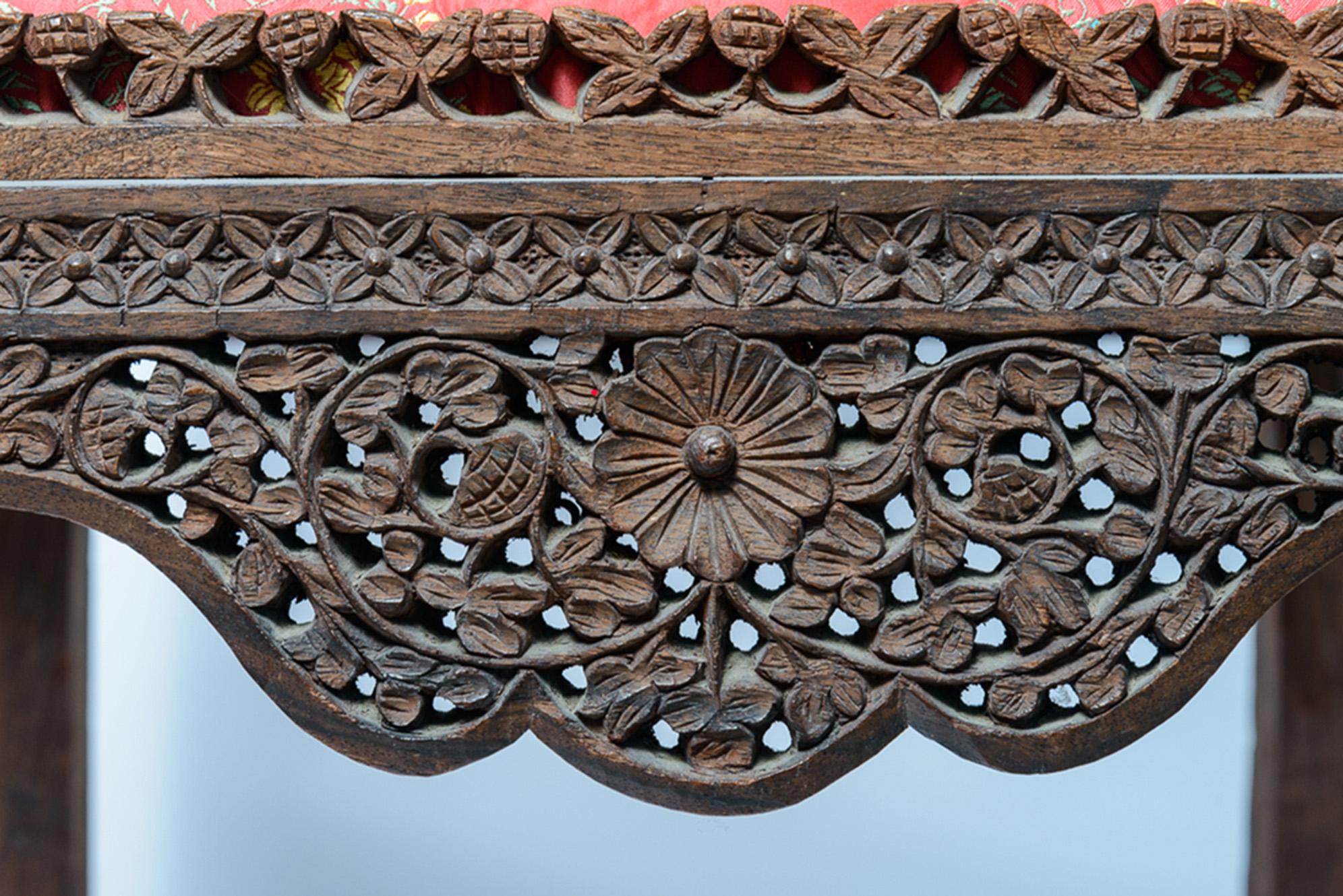 Late 19th Century Anglo-Indian Heavily Carved Rosewood Hardwood & Silk Paisley For Sale 11