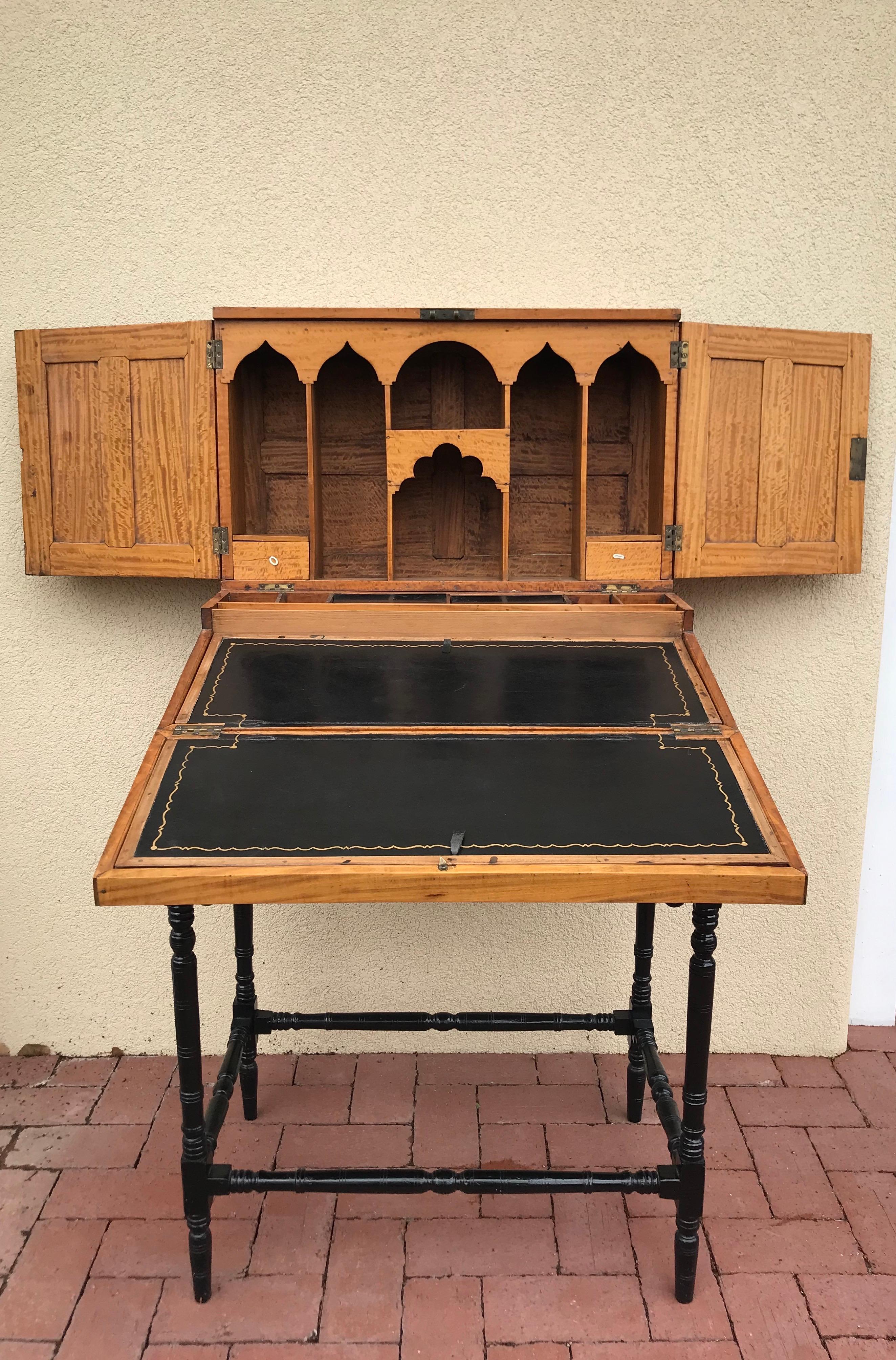 Late 19th Century Anglo Indian Writing desk on Stand For Sale 7