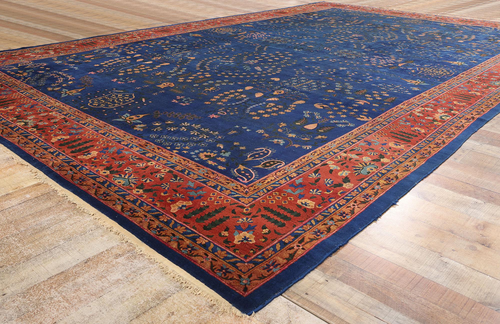 Late 19th Century Antique Agra Vase Carpet For Sale 1