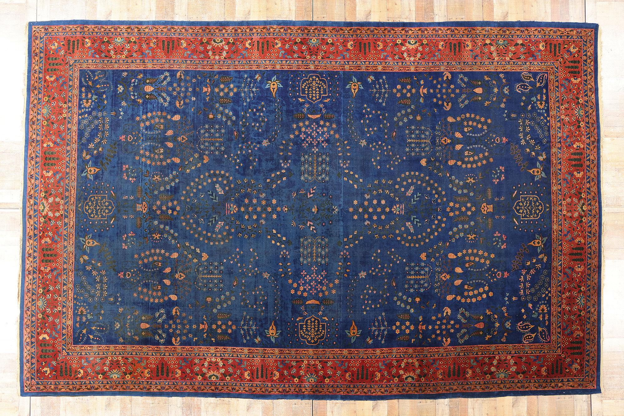 Late 19th Century Antique Agra Vase Carpet For Sale 3