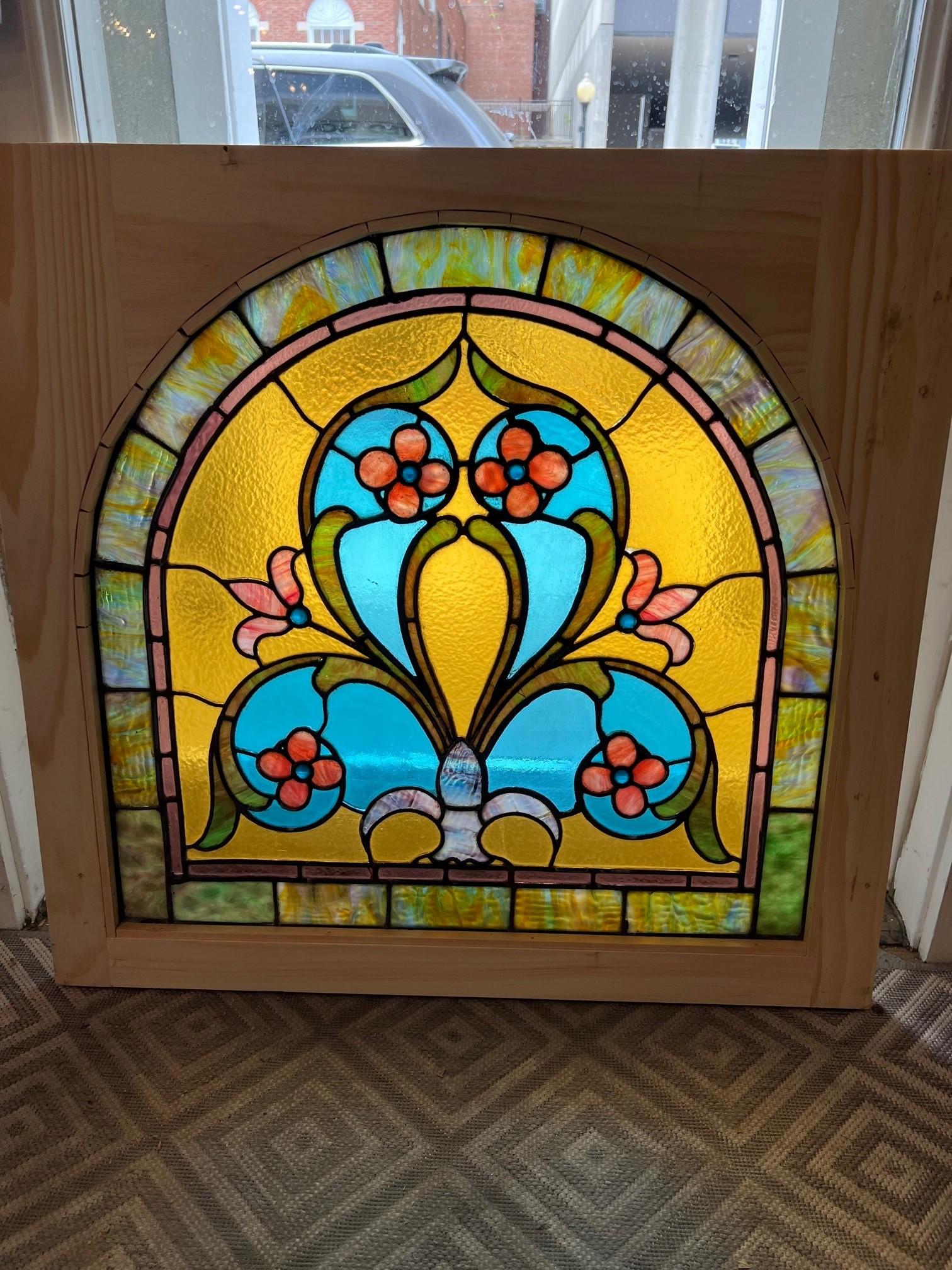 Late 19th Century Antique Arched Stained Glass Window with Flowers & Wood Frame For Sale 2