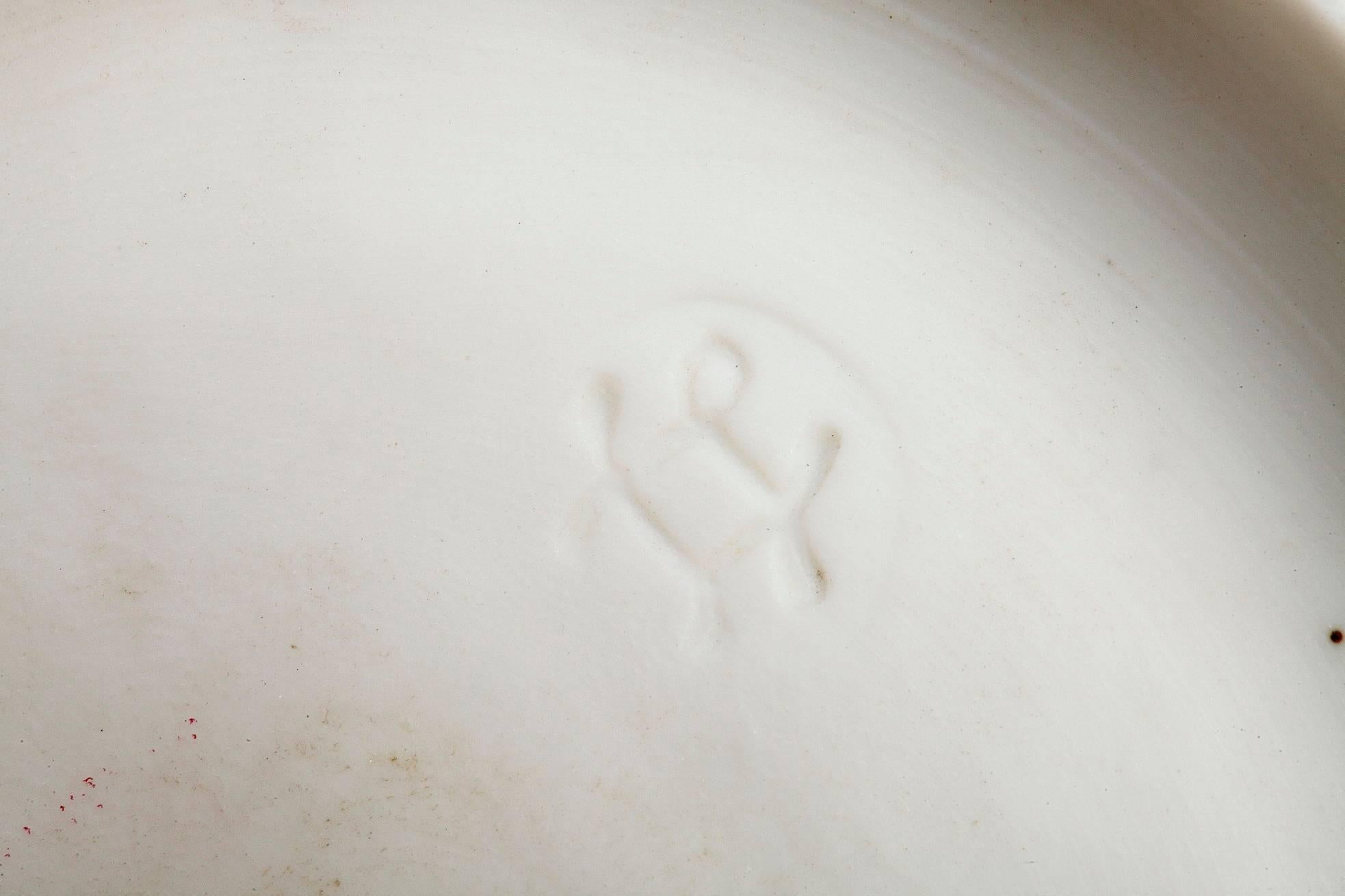 Putti de la fin du 19e siècle en porcelaine de Bisque antique dans le goût de Sèvres du 18e siècle 3