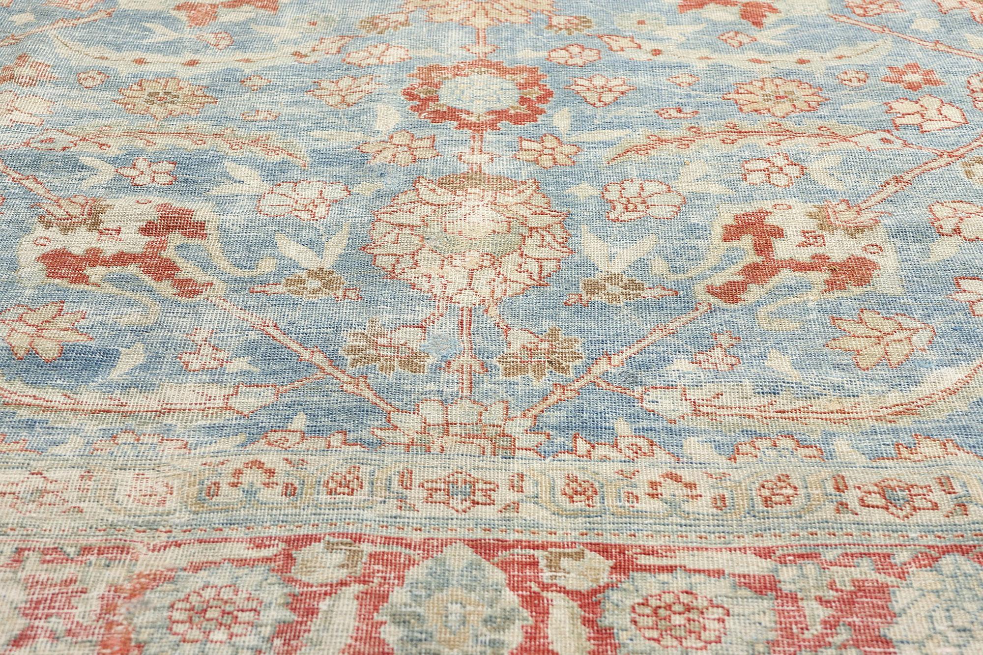 Noué à la main En retard  Tapis persan bleu ancien de Tabriz du 19ème siècle en vente