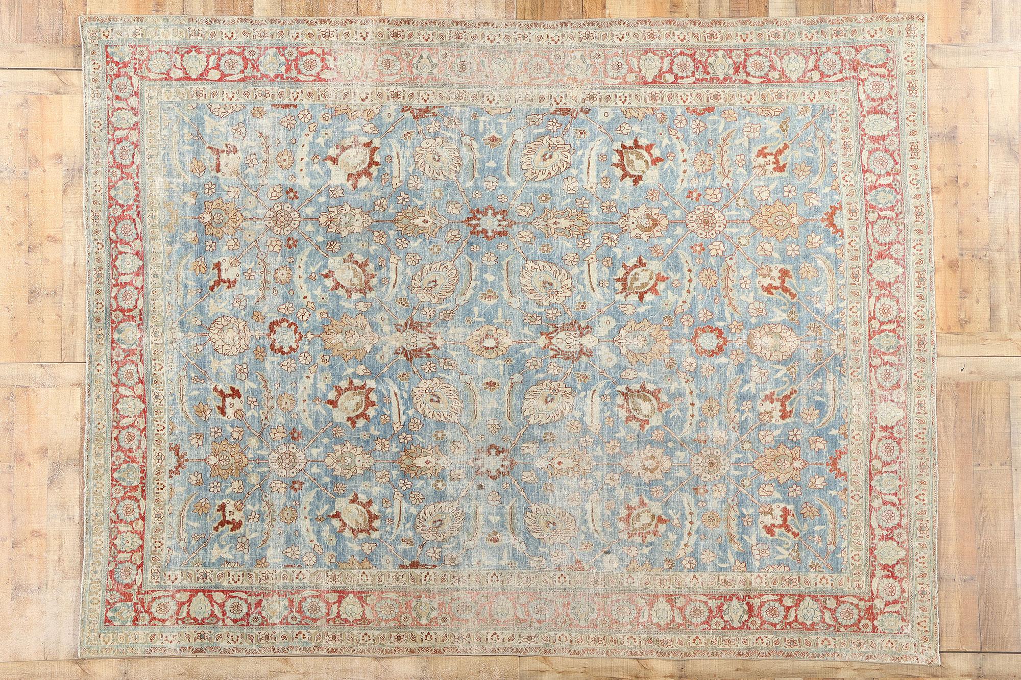 En retard  Tapis persan bleu ancien de Tabriz du 19ème siècle en vente 2
