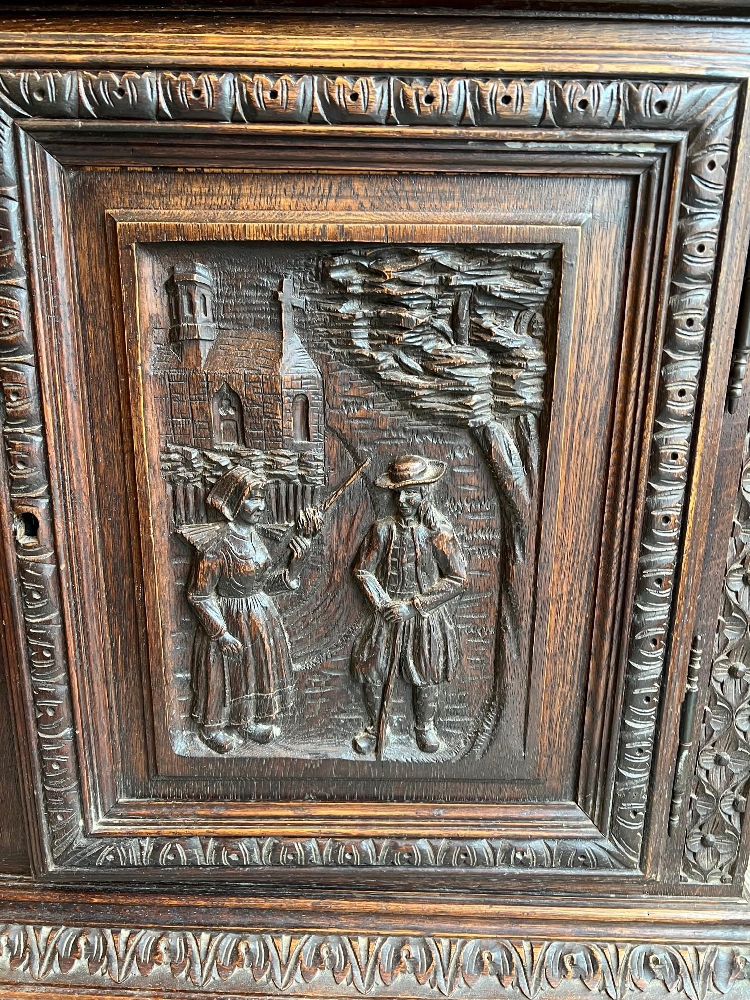 Antiker französischer Schrank aus geschnitztem Holz im Brittney-Stil des späten 19. Jahrhunderts, Hutch im Angebot 3