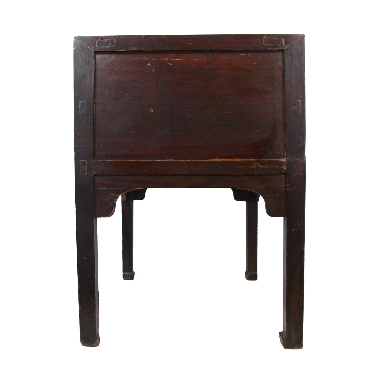 Late 19th Century Antique Chinese 2-Drawer Carved Side Table For Sale 7