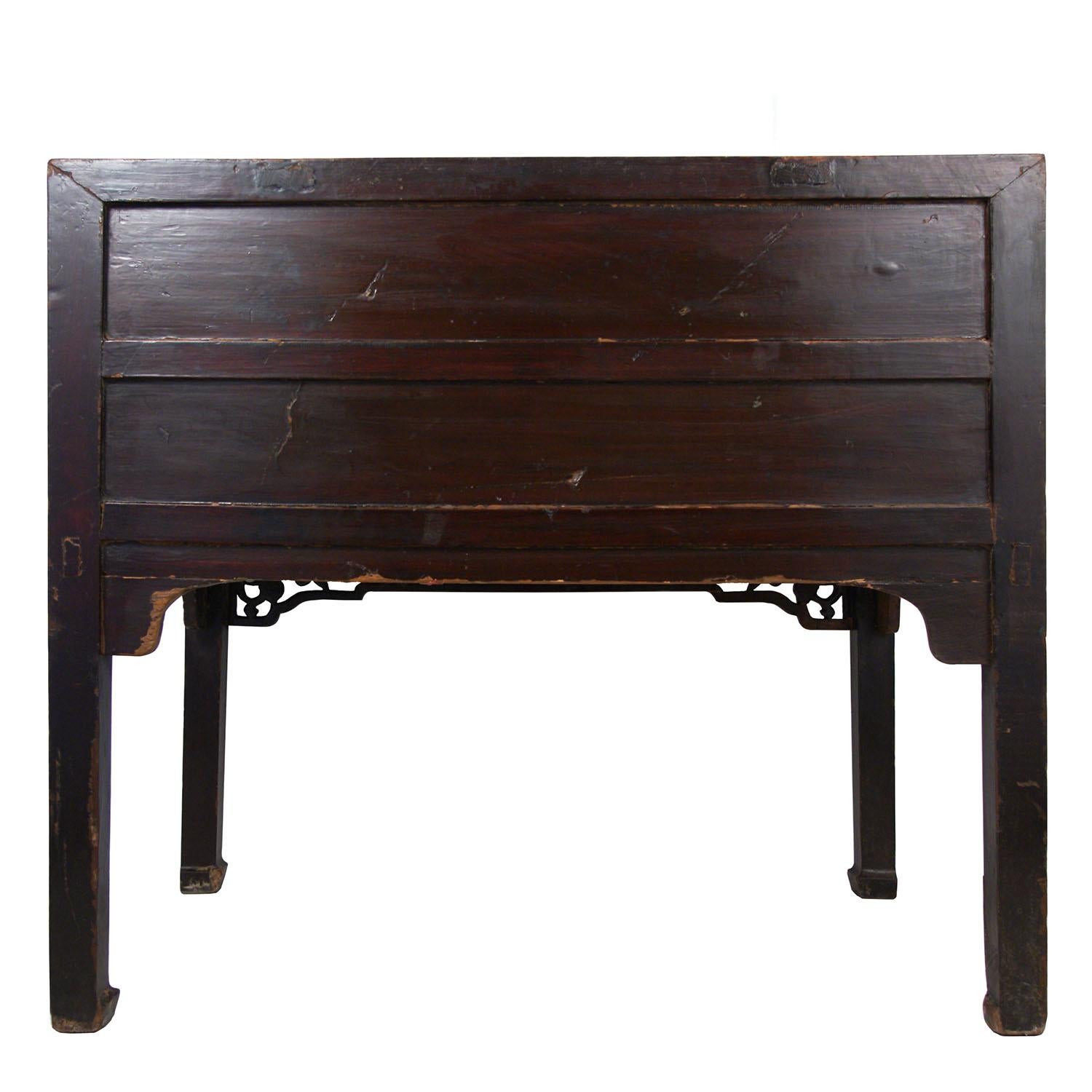 Late 19th Century Antique Chinese 2-Drawer Carved Side Table For Sale 8