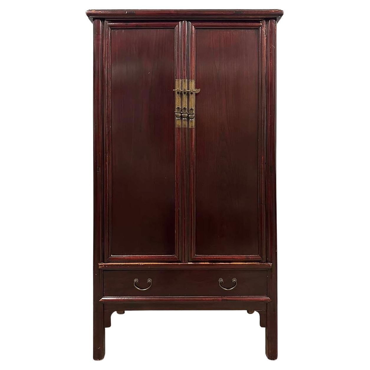 Spätes 19. Jahrhundert Antiker chinesischer geschnitzter runder Eckschrank/Nudelschrank im Angebot