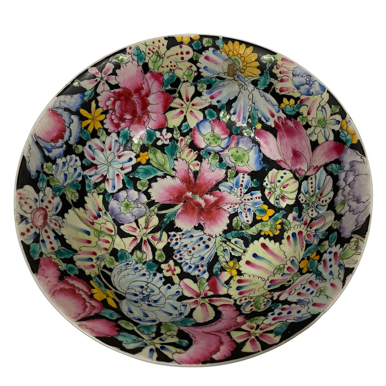Chinese Export Late 19th Century Antique Chinese Femille Rose Porcelain Bowl With Marks For Sale