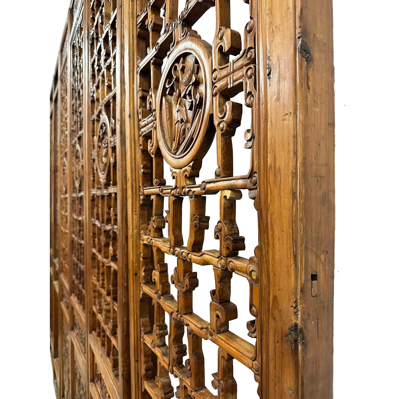 Late 19th Century Antique Chinese Hand Carved 6 Panels Wooden Screen/Room Divide For Sale 5