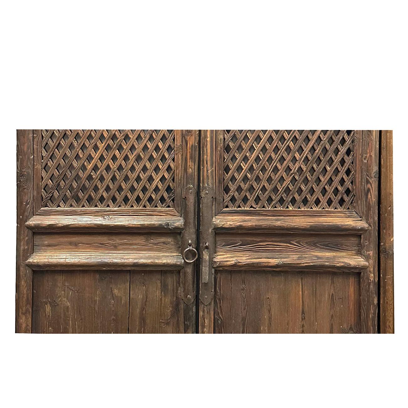 Carved Late 19th Century Antique Chinese Hand Made 4 Panels Wooden Screen/Room Divider