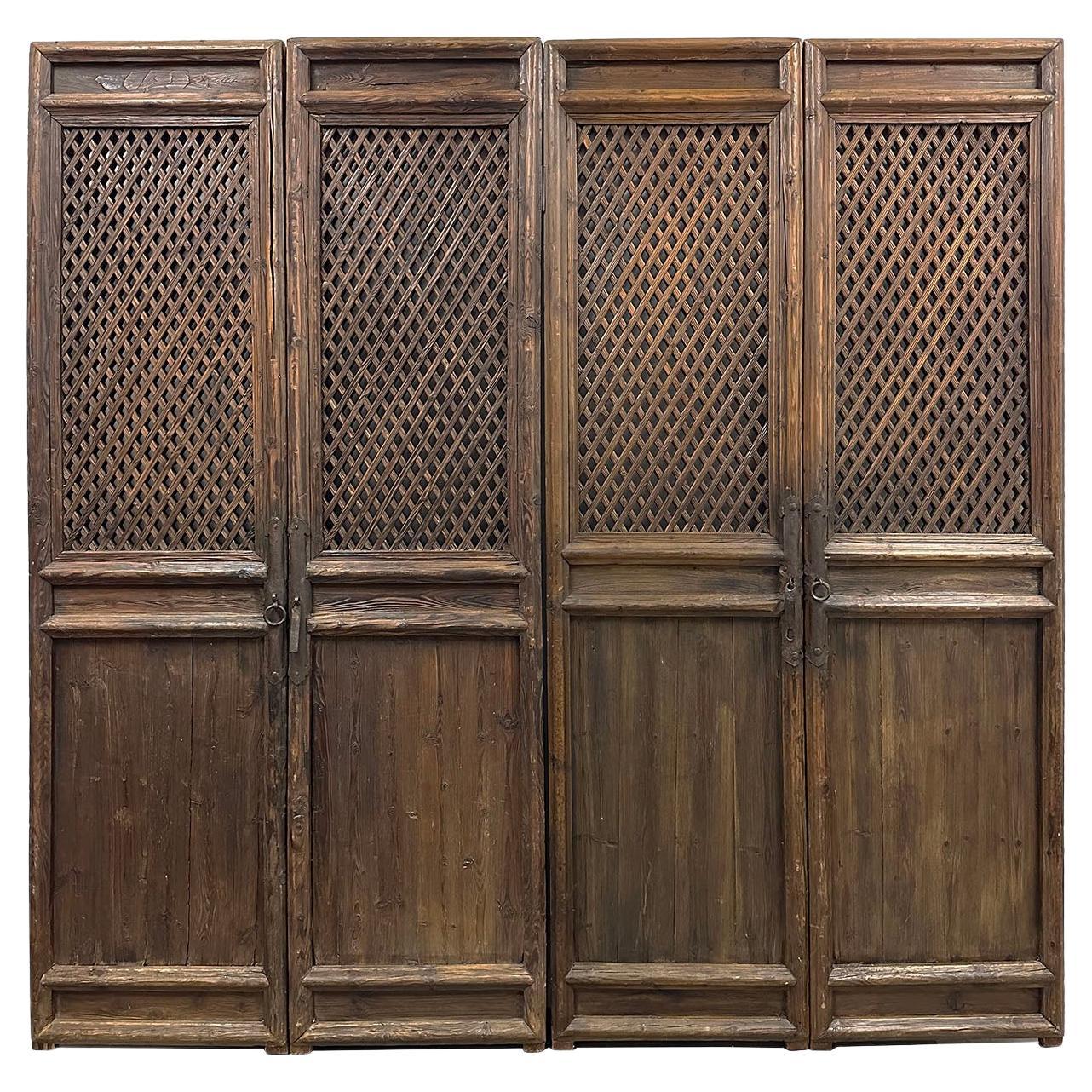 Late 19th Century Antique Chinese Hand Made 4 Panels Wooden Screen/Room Divider